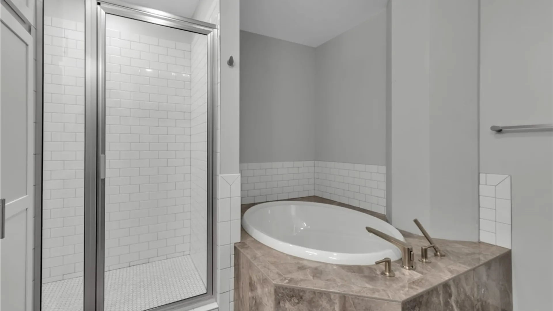 Property at 210 Ellicott Street, Buffalo, NY 14203 40