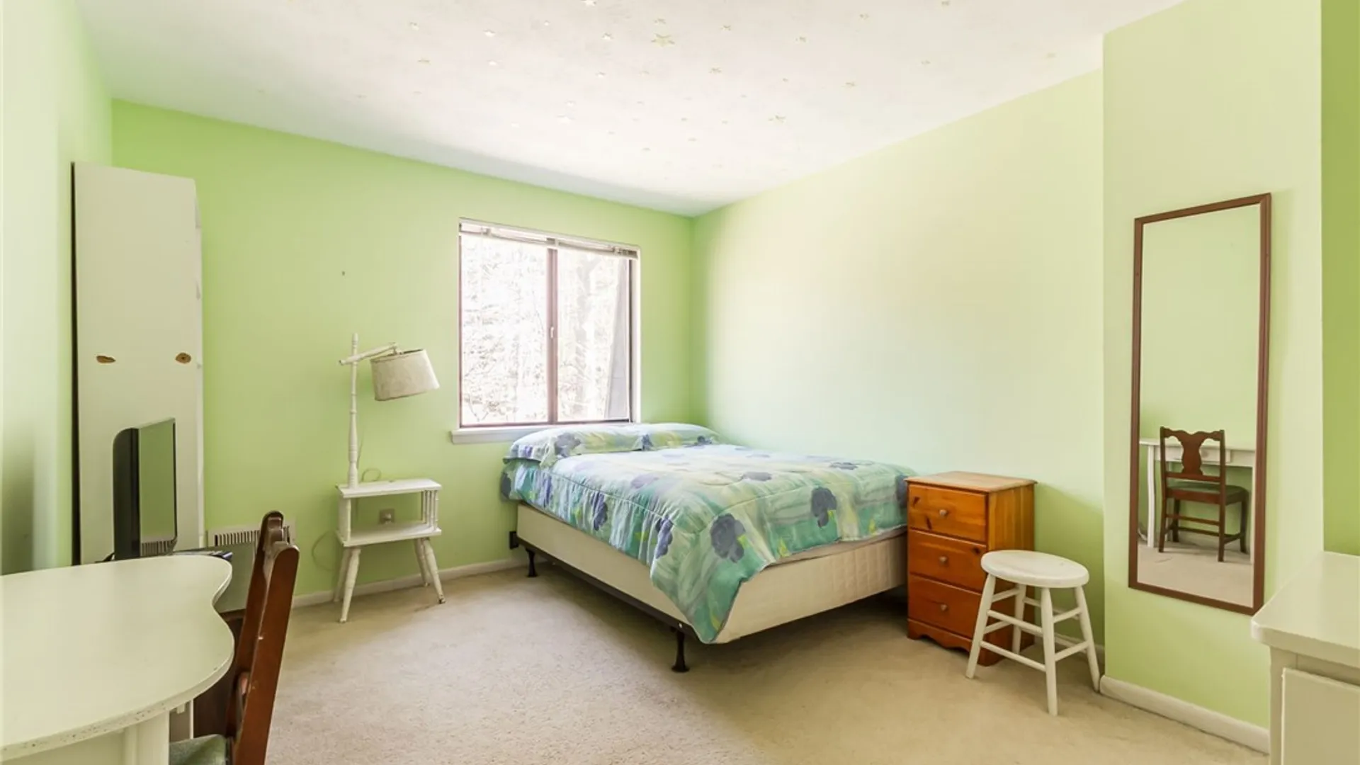 Property at 148 Penn Lane, Penfield, NY 14625 18