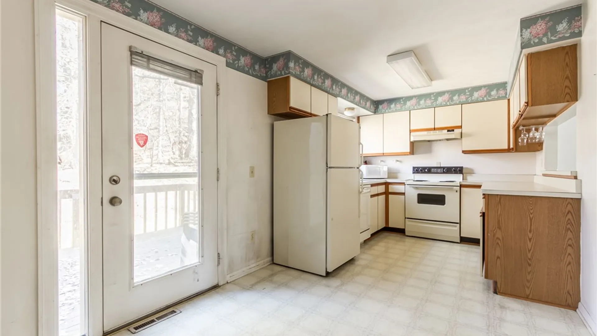 Property at 148 Penn Lane, Penfield, NY 14625 9