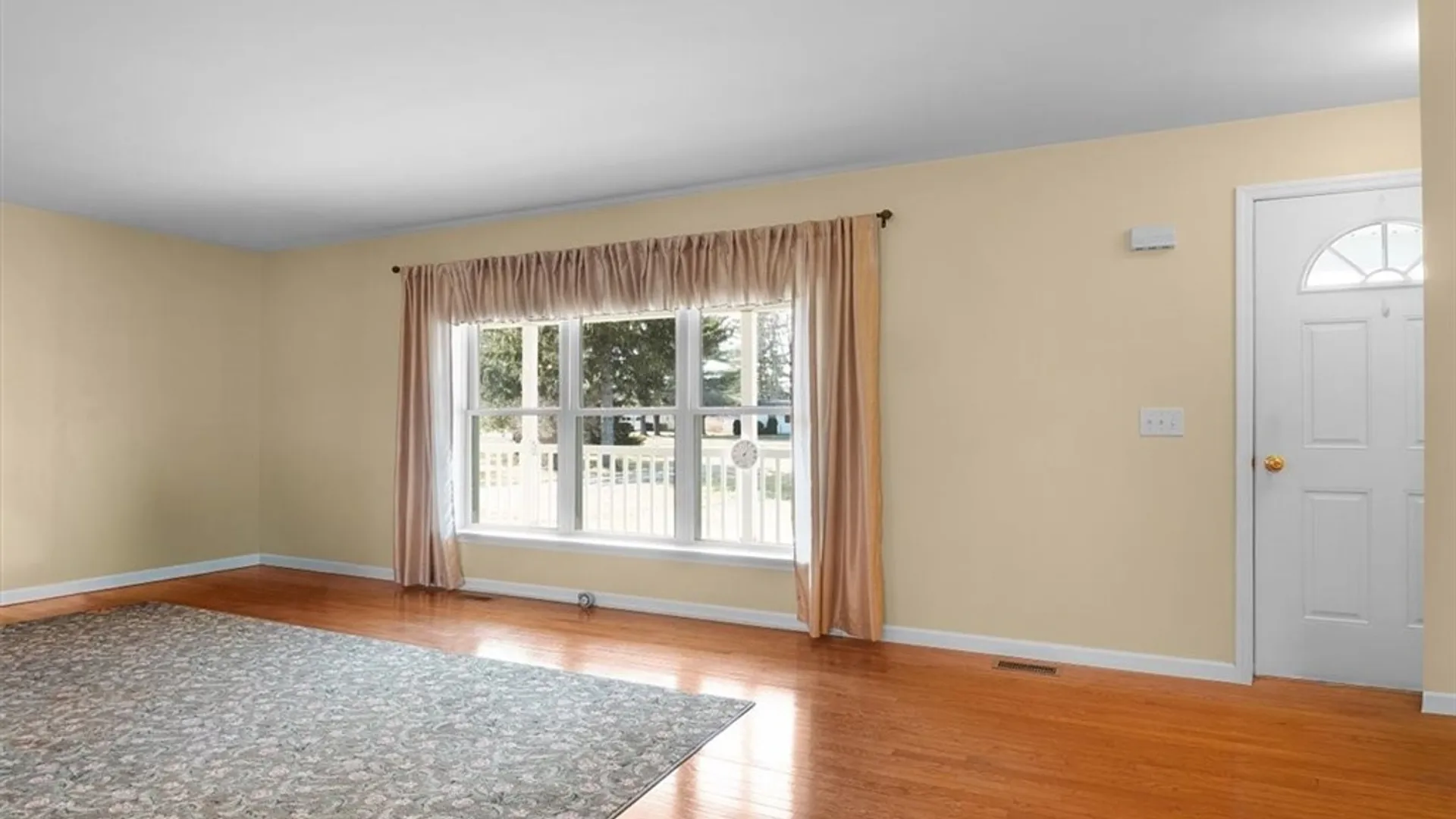 Property at 6624 Tuckahoe Road, Williamson, NY 14589 7