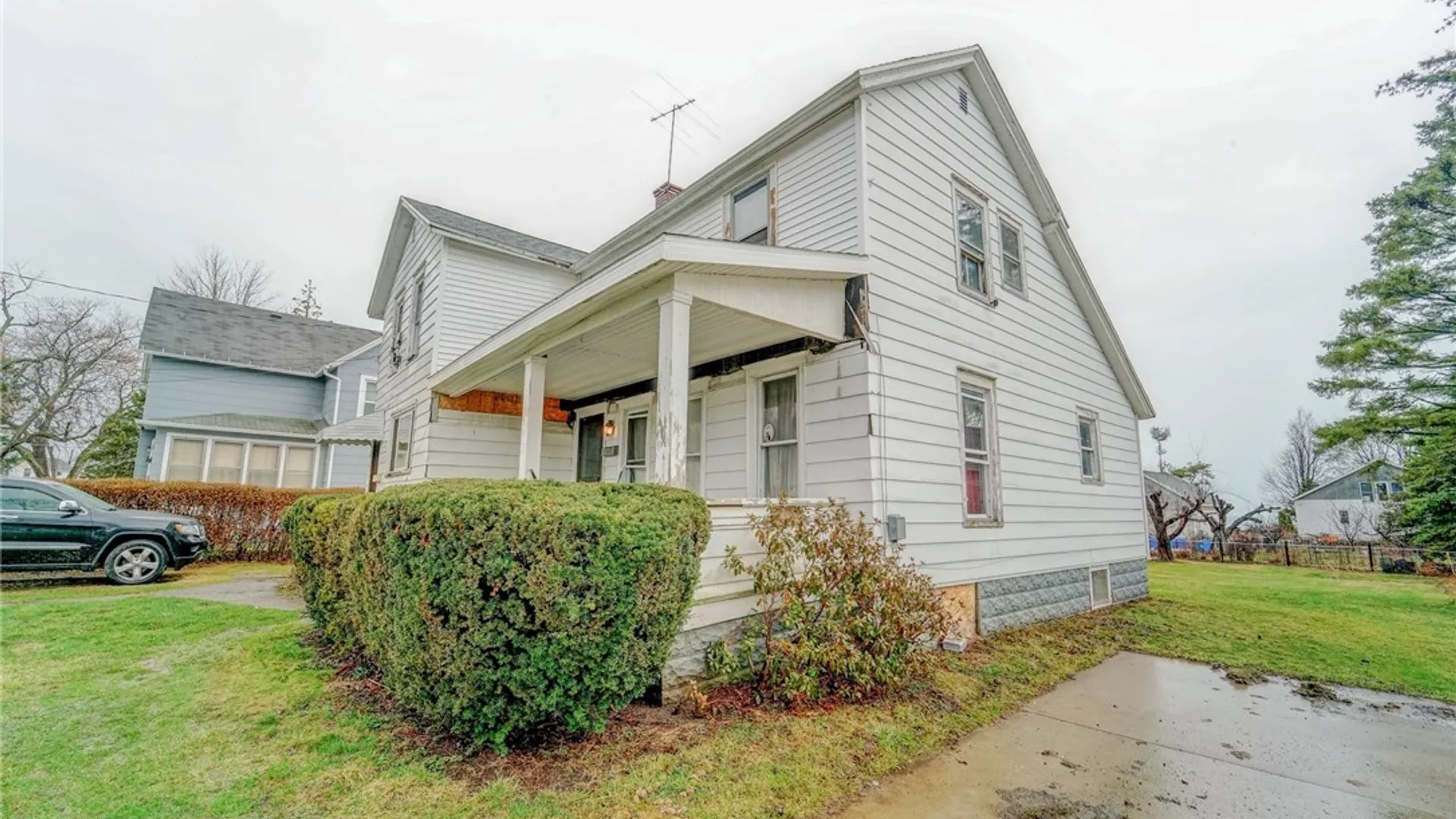 Property at 10 Pine Street, Dunkirk, NY 14048 2