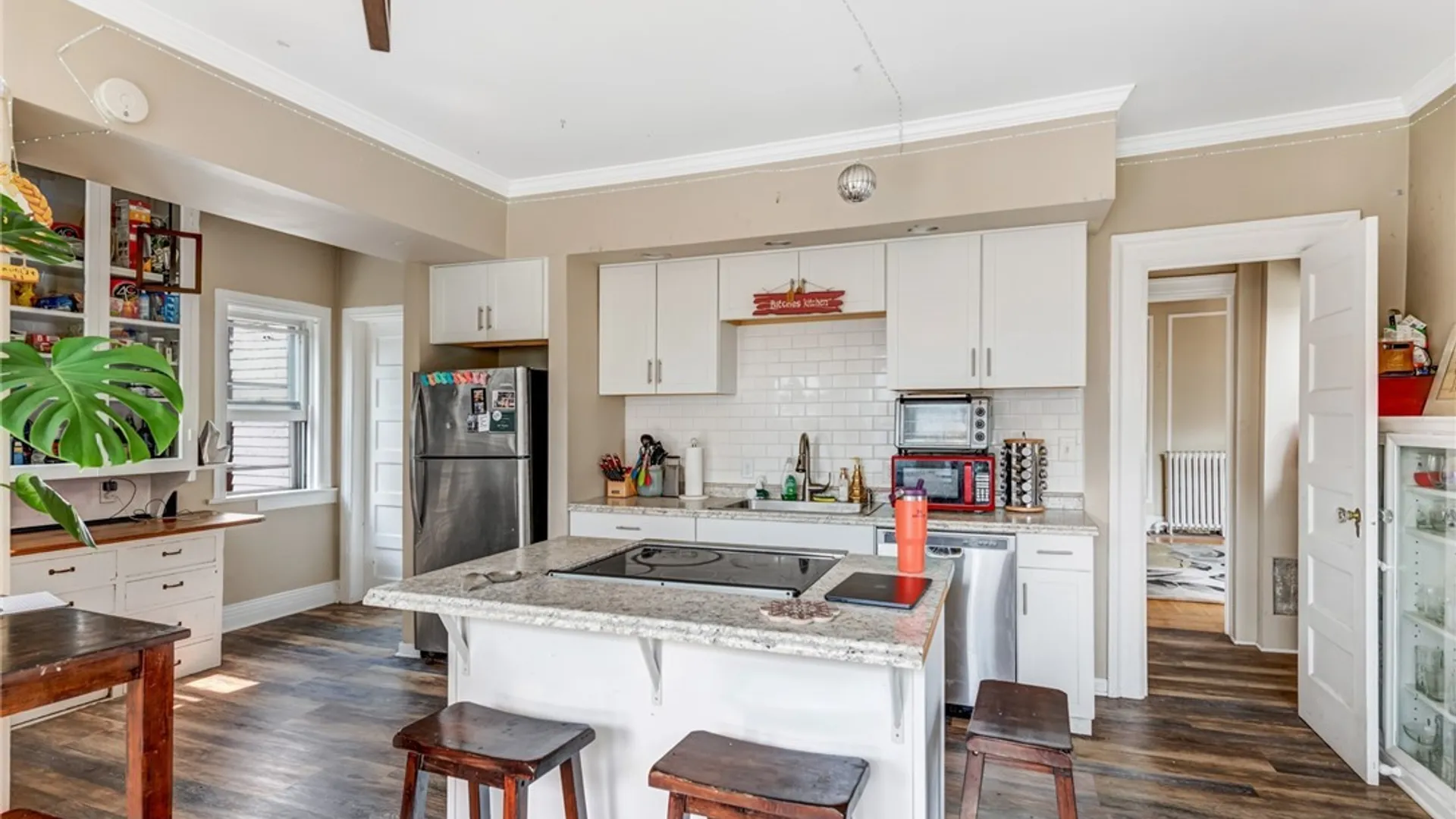 Property at 461 Linwood Avenue, Buffalo, NY 14209 35