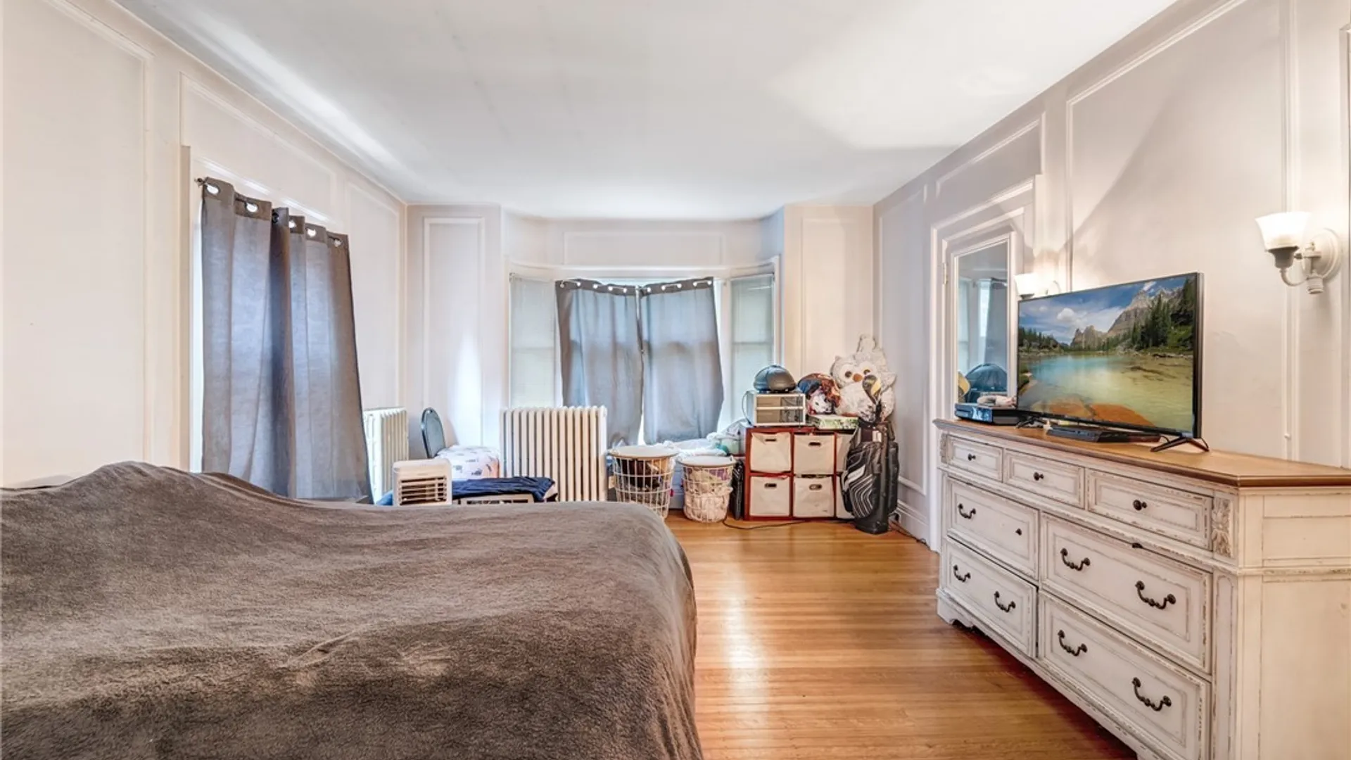 Property at 461 Linwood Avenue, Buffalo, NY 14209 37