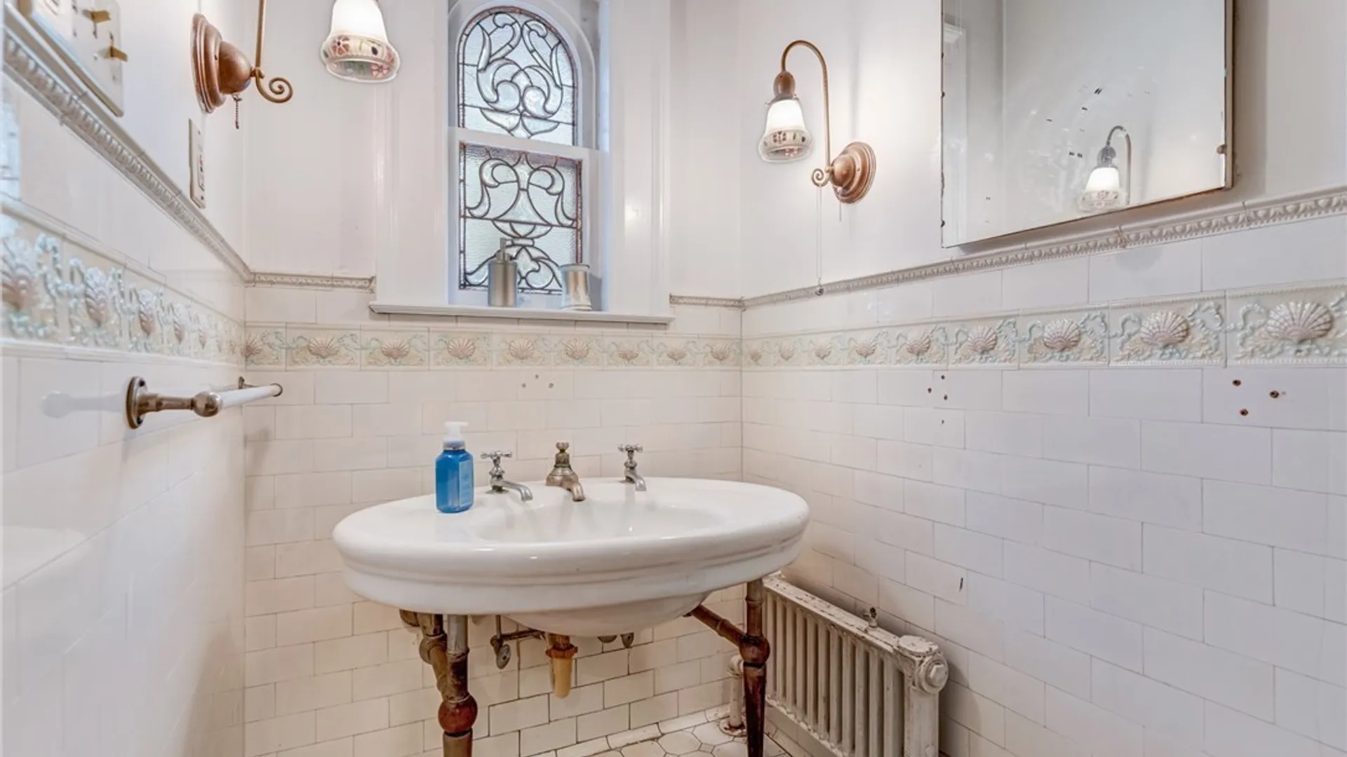 Property at 461 Linwood Avenue, Buffalo, NY 14209 39