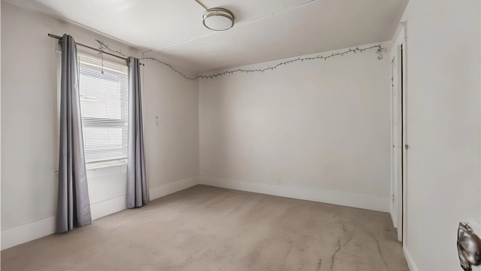 Property at 564 Thurston Road, Rochester, NY 14619 15