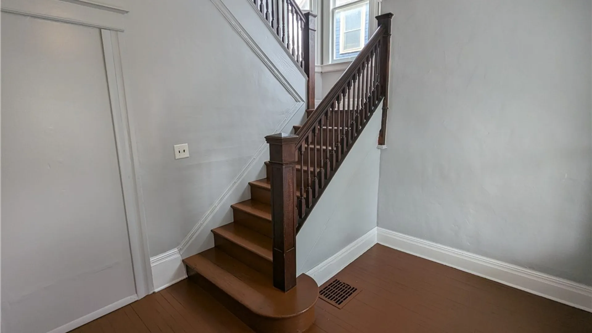 Property at 257 Barton St Street, Rochester, NY 14619 10