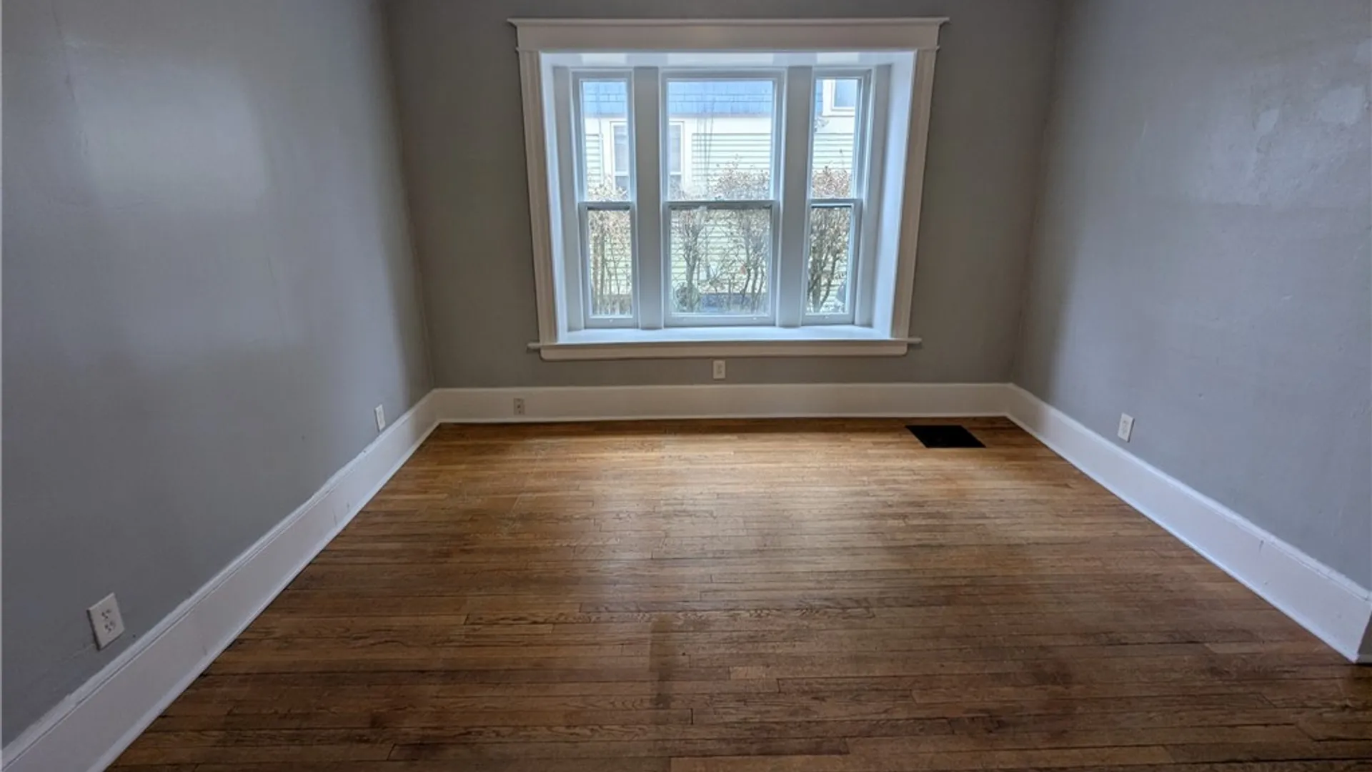 Property at 257 Barton St Street, Rochester, NY 14619 4