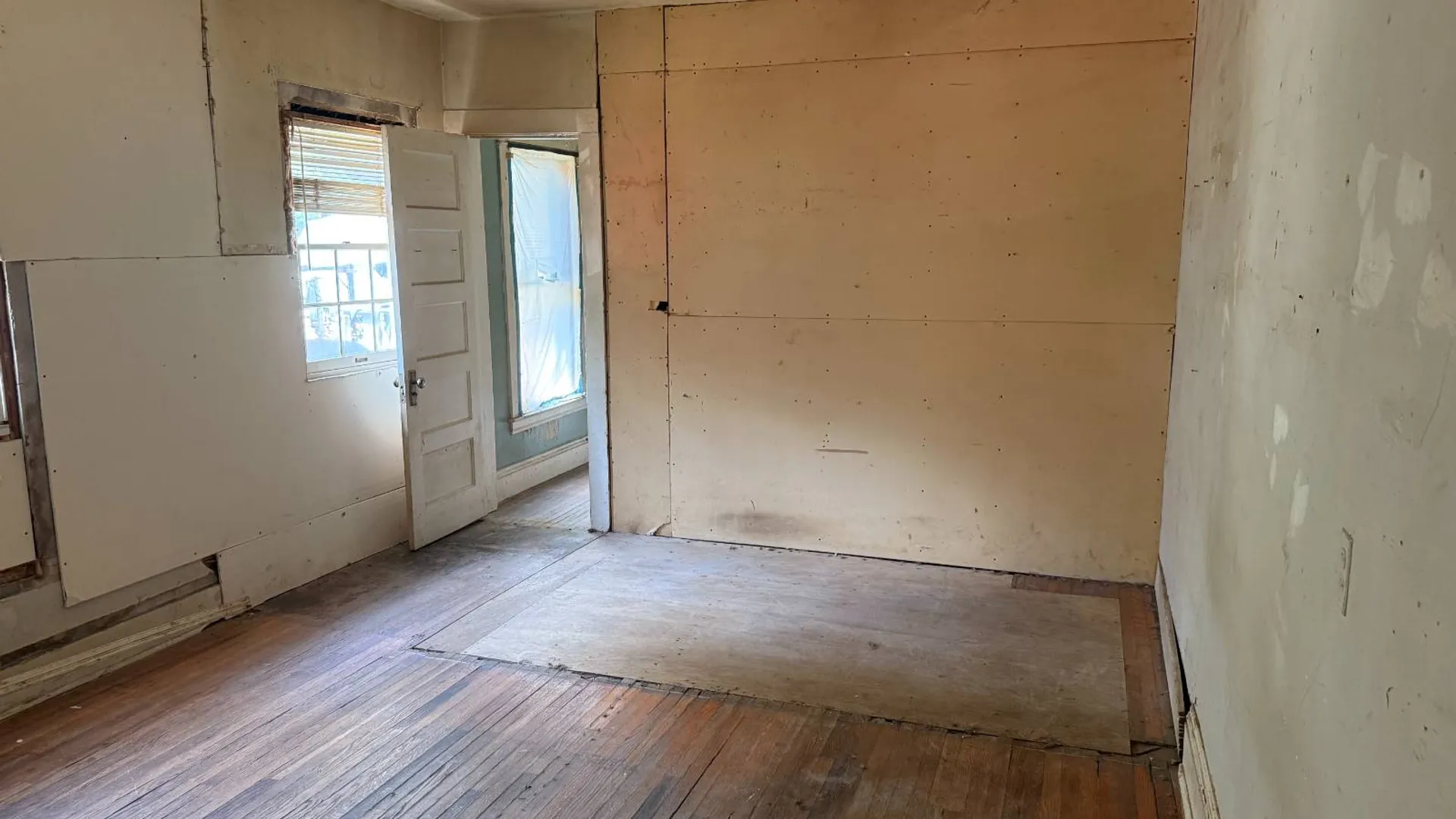 Property at 102 May Ave, Syracuse, NY 13207 14