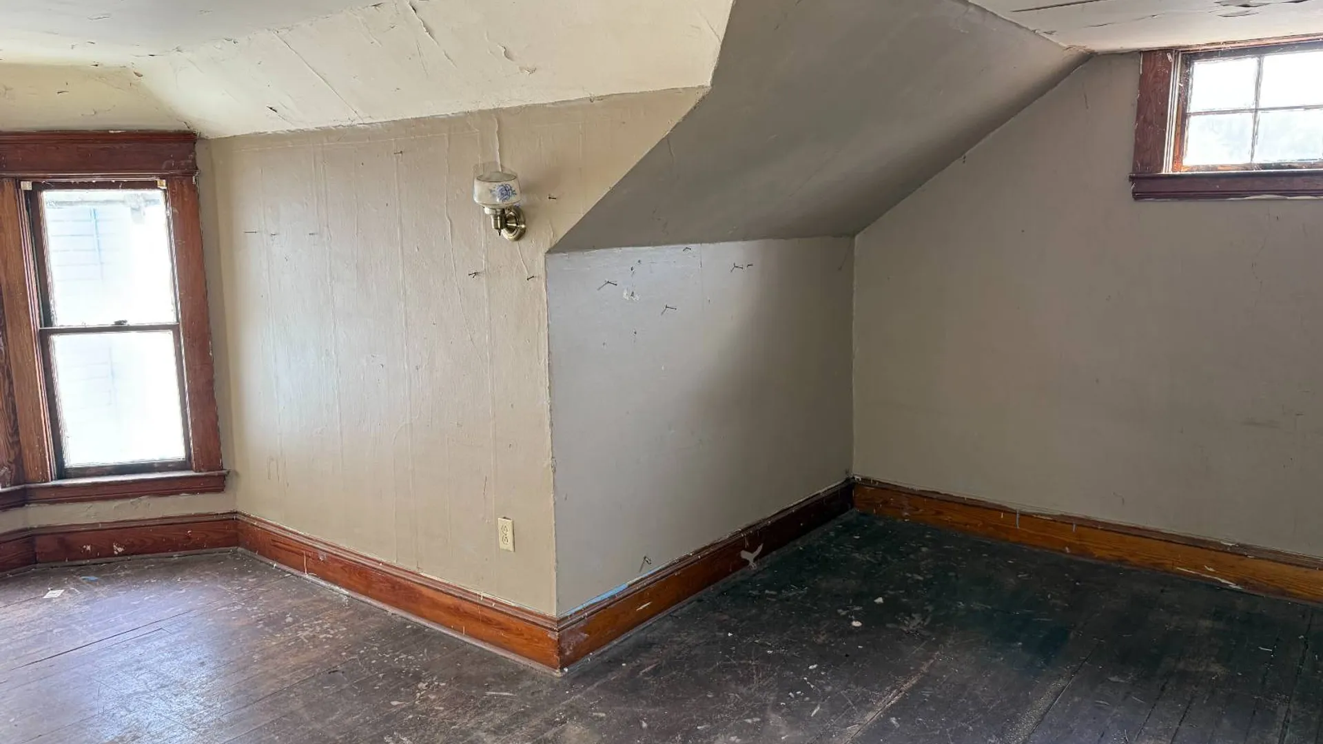 Property at 102 May Ave, Syracuse, NY 13207 21