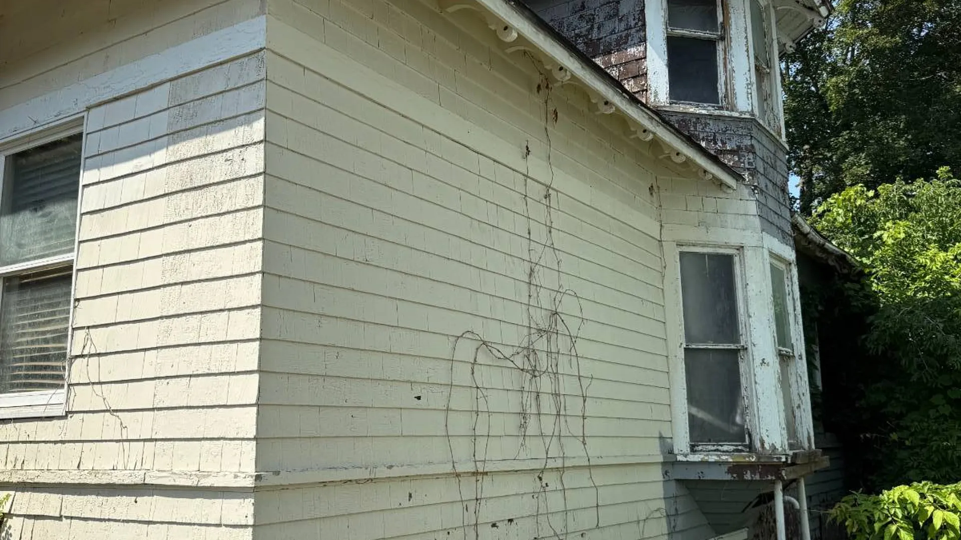 Property at 102 May Ave, Syracuse, NY 13207 4