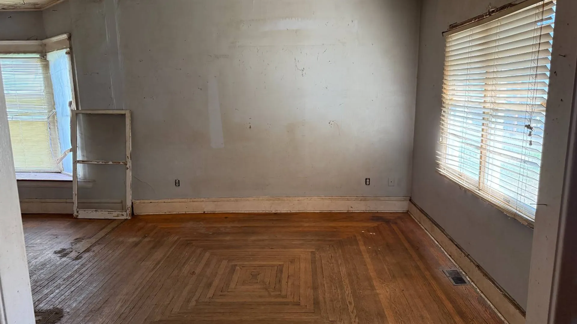 Property at 102 May Ave, Syracuse, NY 13207 7