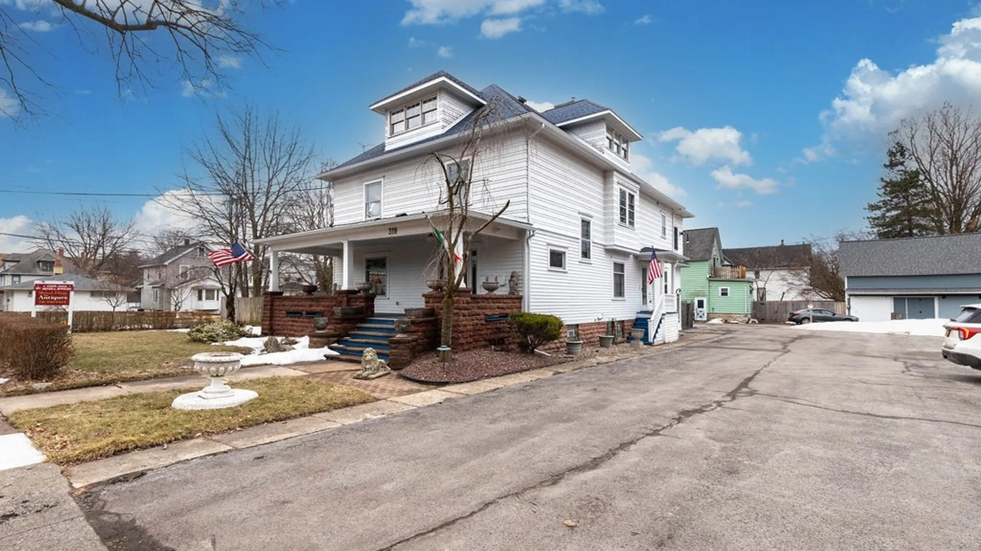 Property at 319 Wheatfield 1B, North Tonawanda, NY 14120 2
