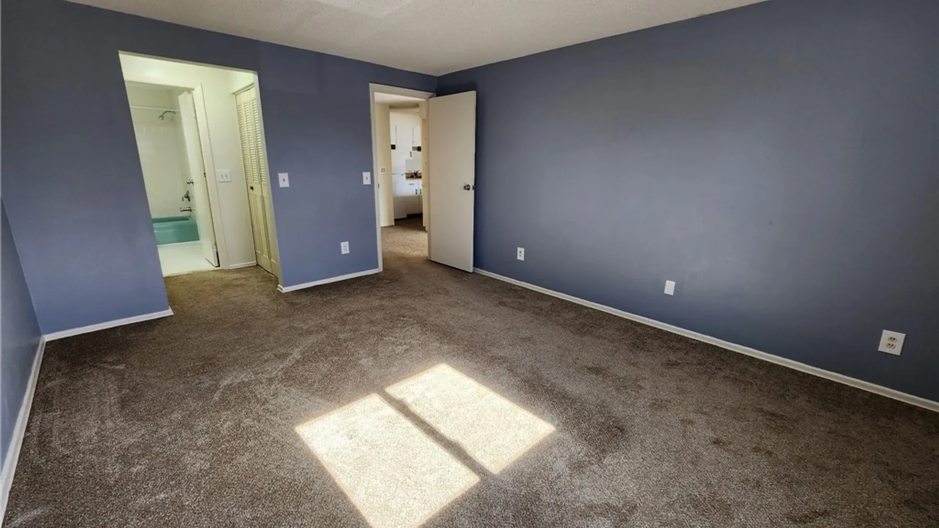 Property at 910 Westage At The, Irondequoit, NY 14617 12