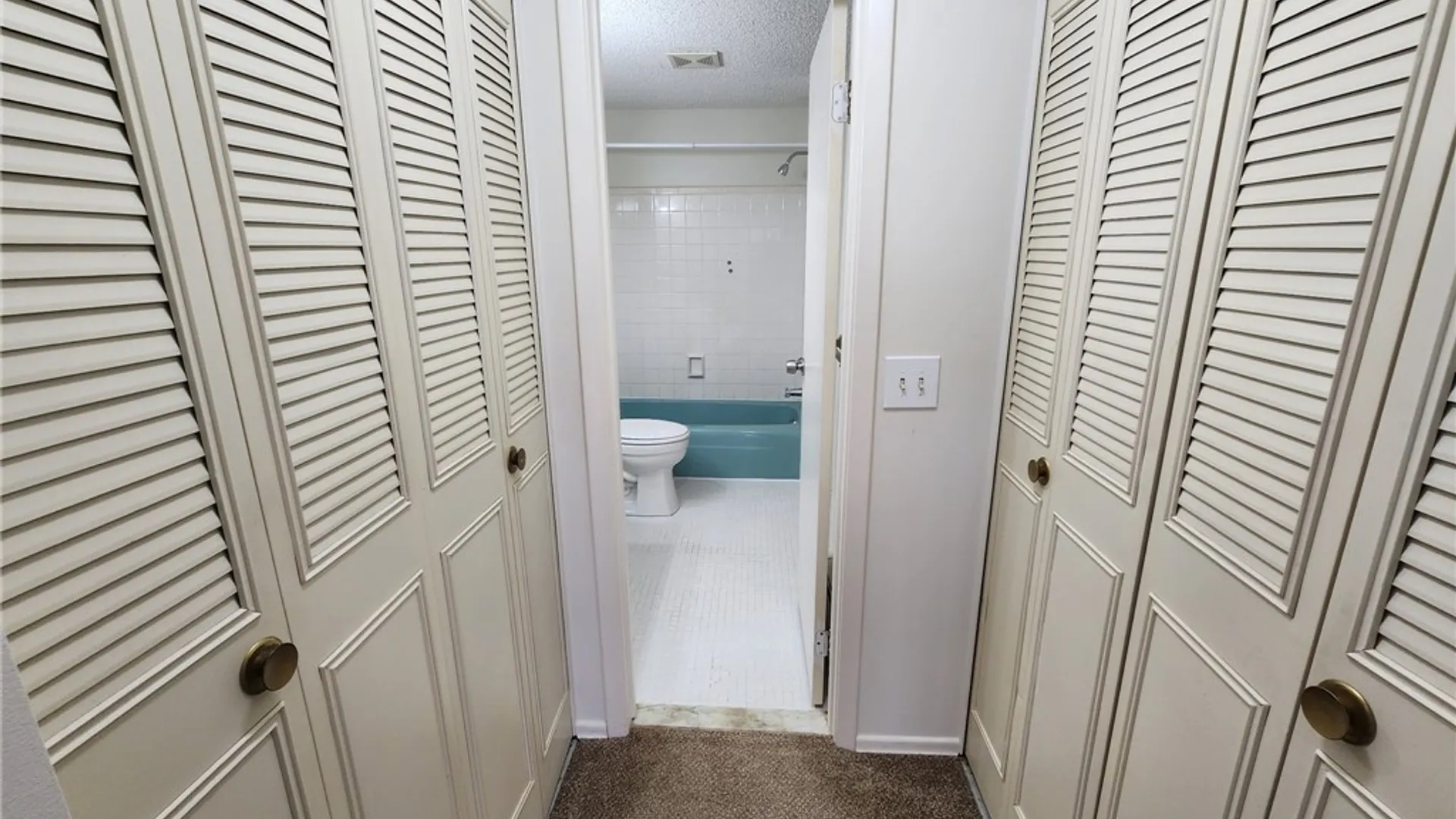 Property at 910 Westage At The, Irondequoit, NY 14617 17