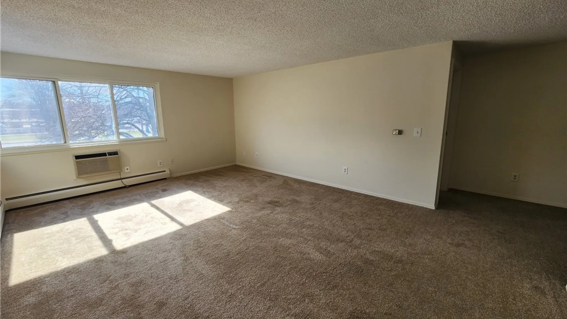 Property at 910 Westage At The, Irondequoit, NY 14617 4