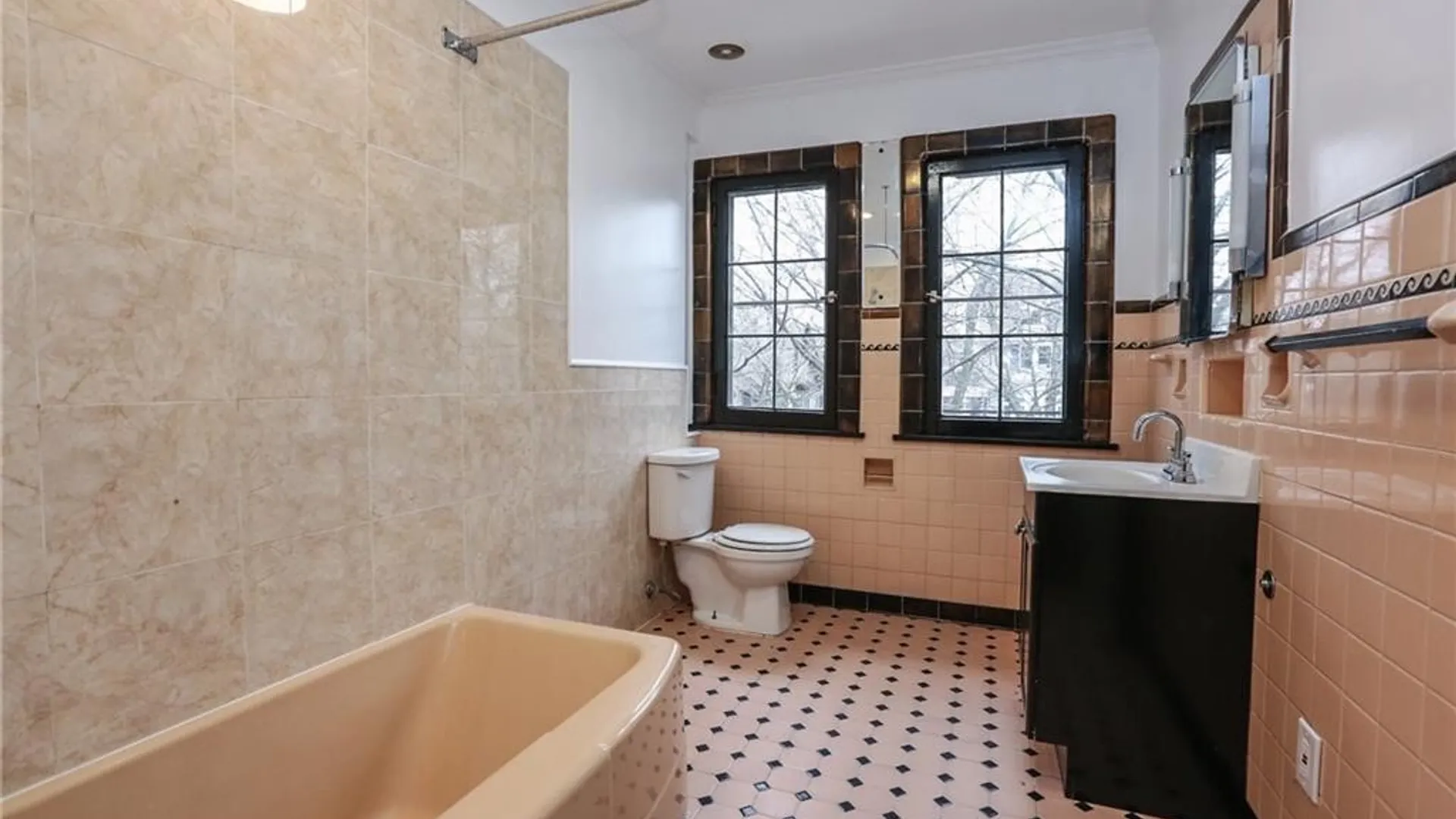 Property at 352 Canterbury #2 Road, Rochester, NY 14607 29