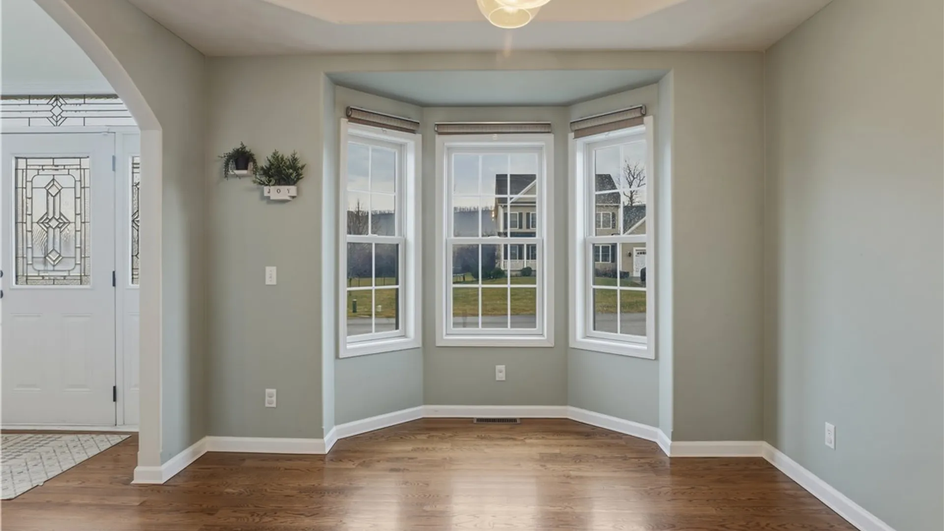 Property at 318 Wexford Lane, Horseheads, NY 14845 3