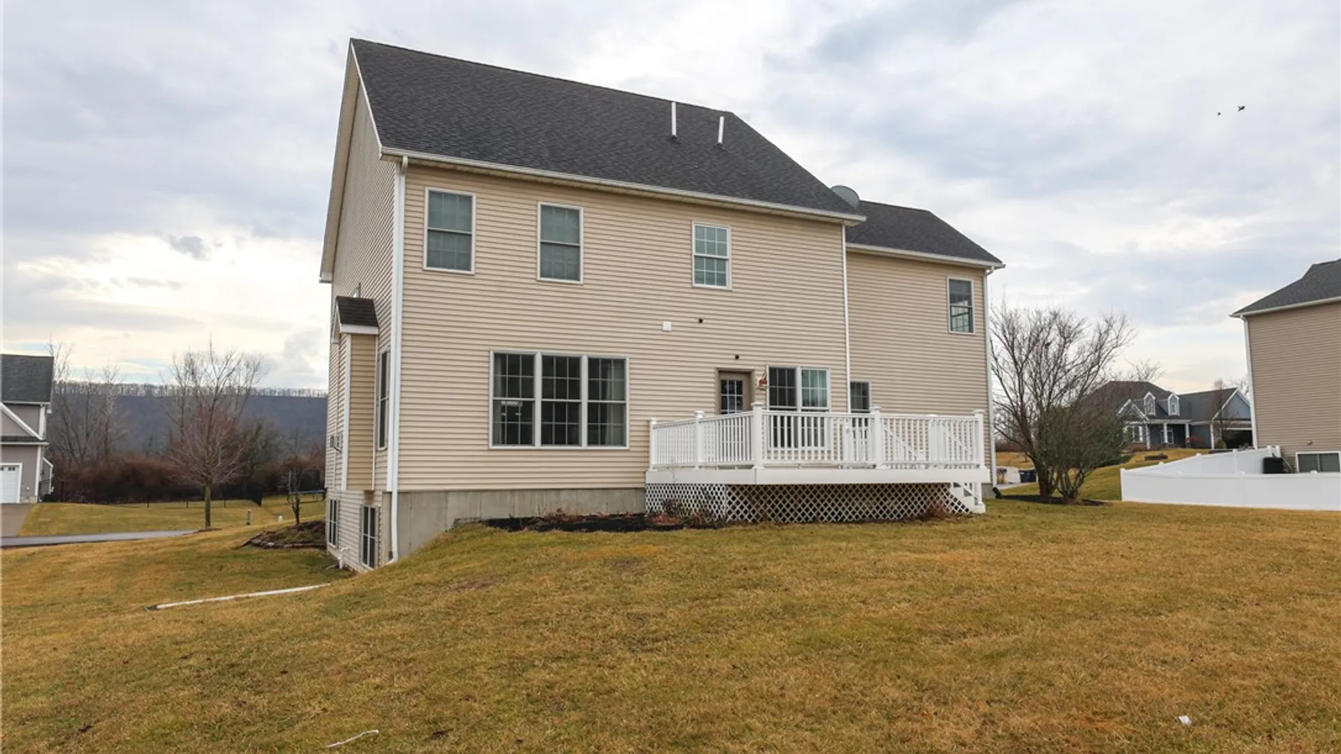 Property at 318 Wexford Lane, Horseheads, NY 14845 39