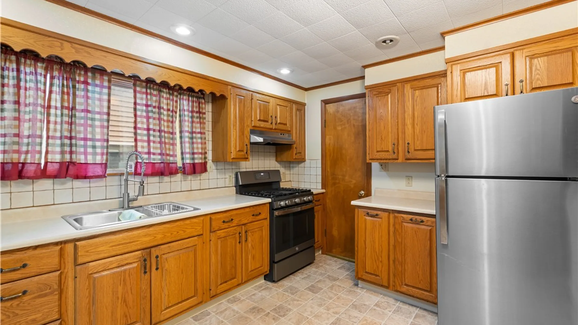 Property at 25 Armory Place, Hornell, NY 14843 10