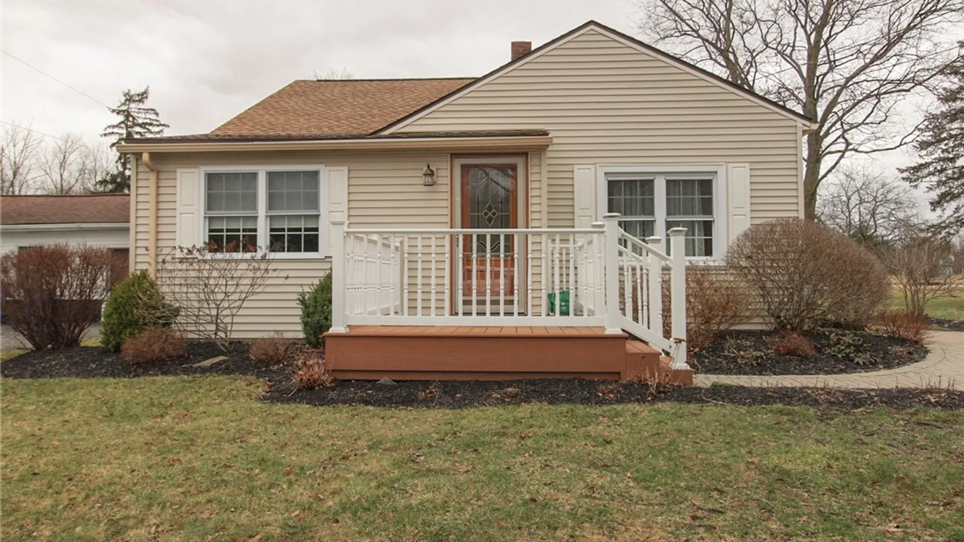 Property at 3827 Bates Road, Ridgeway, NY 14103 2