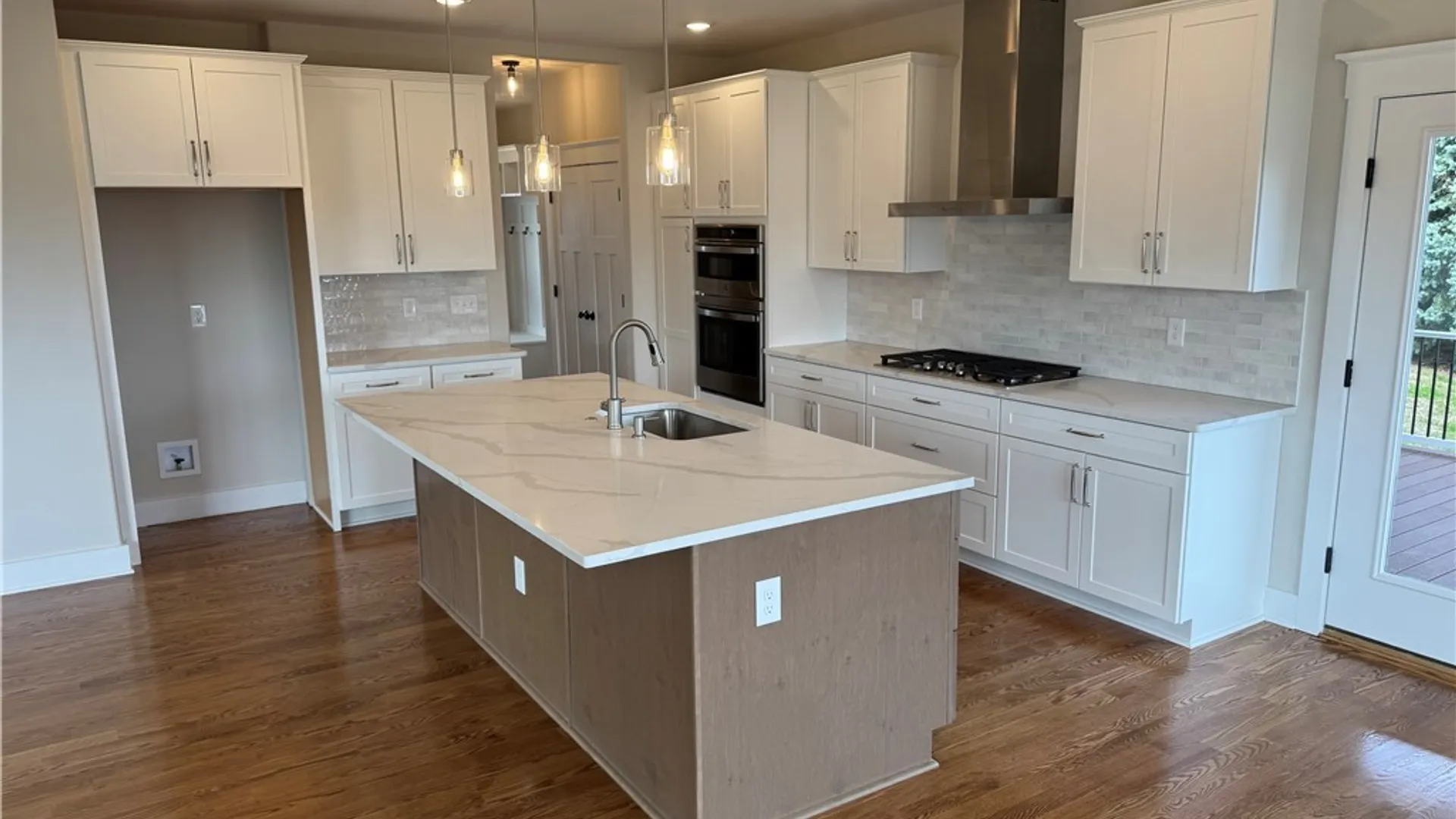Property at 8540 Angus Path, Cicero, NY 13039 3