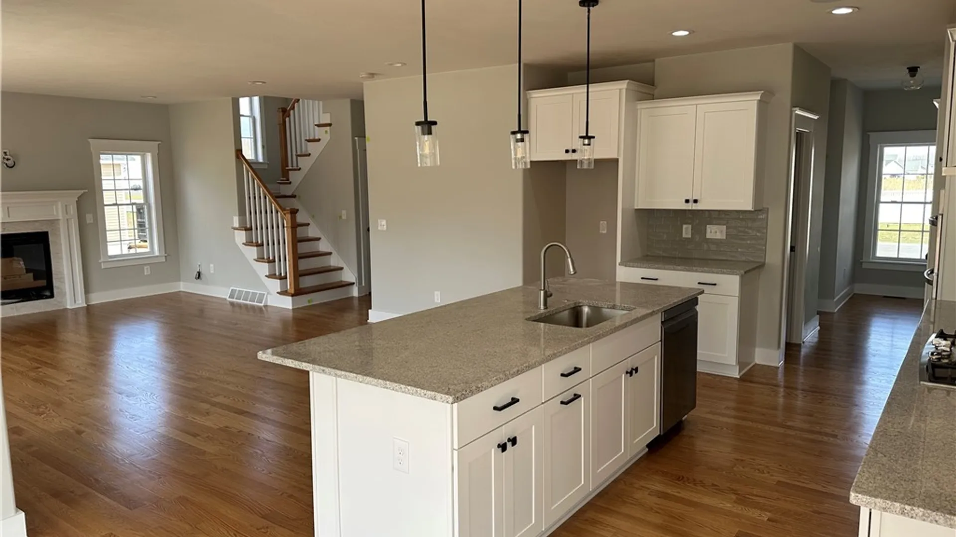 Property at 8540 Angus Path, Cicero, NY 13039 8