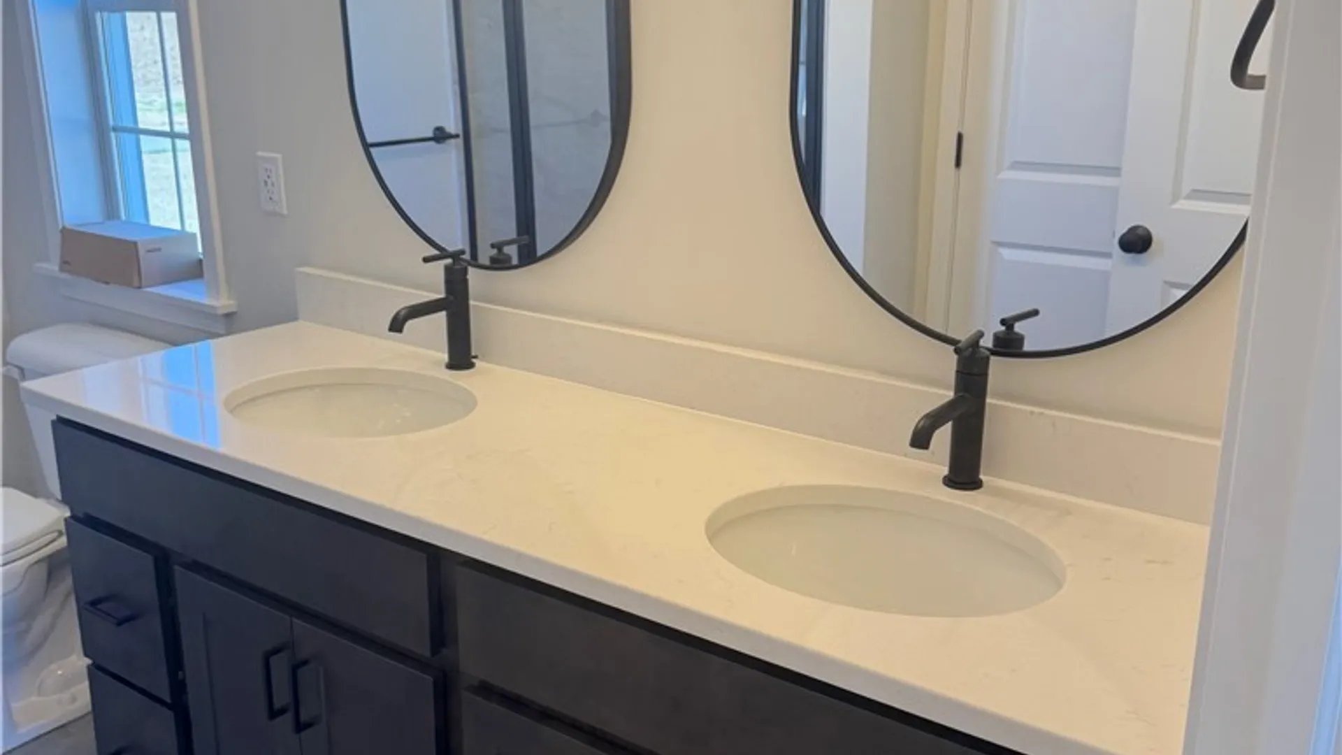 Property at 8530 Angus Path, Cicero, NY 13039 37