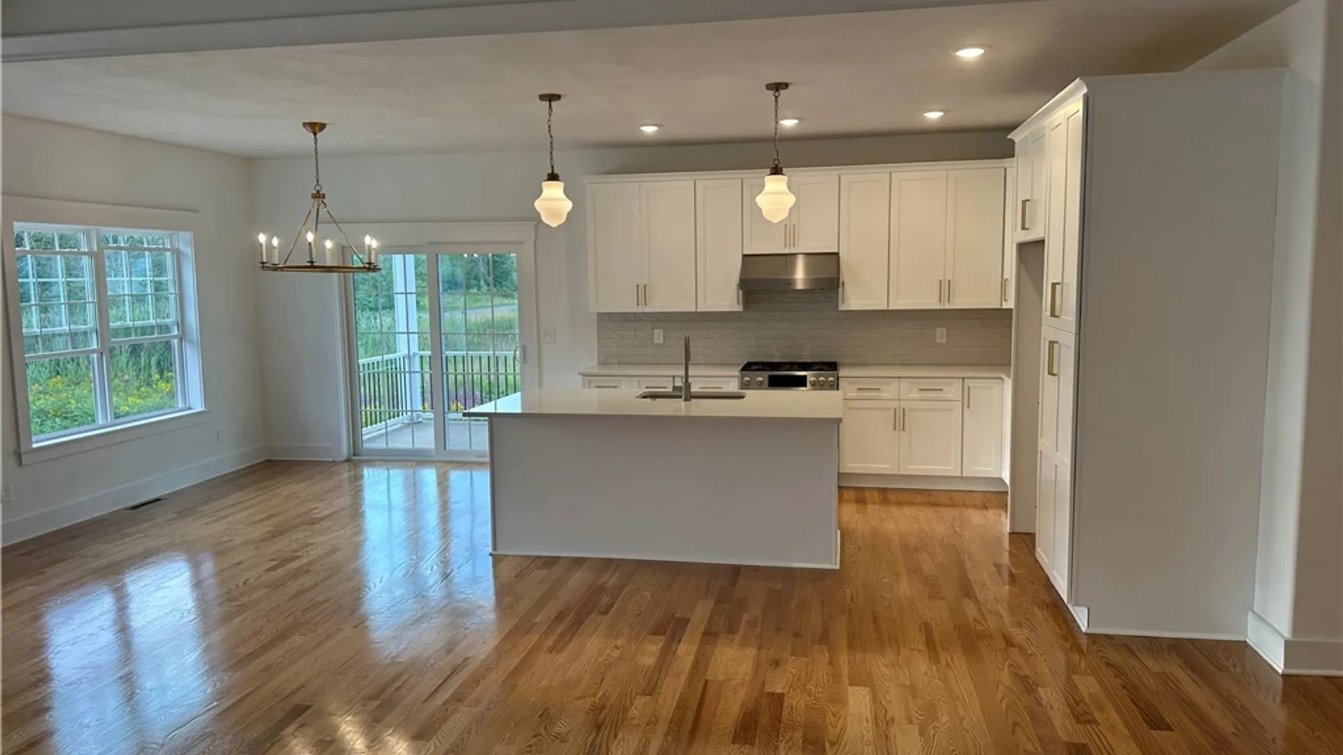 Property at 8530 Angus Path, Cicero, NY 13039 4