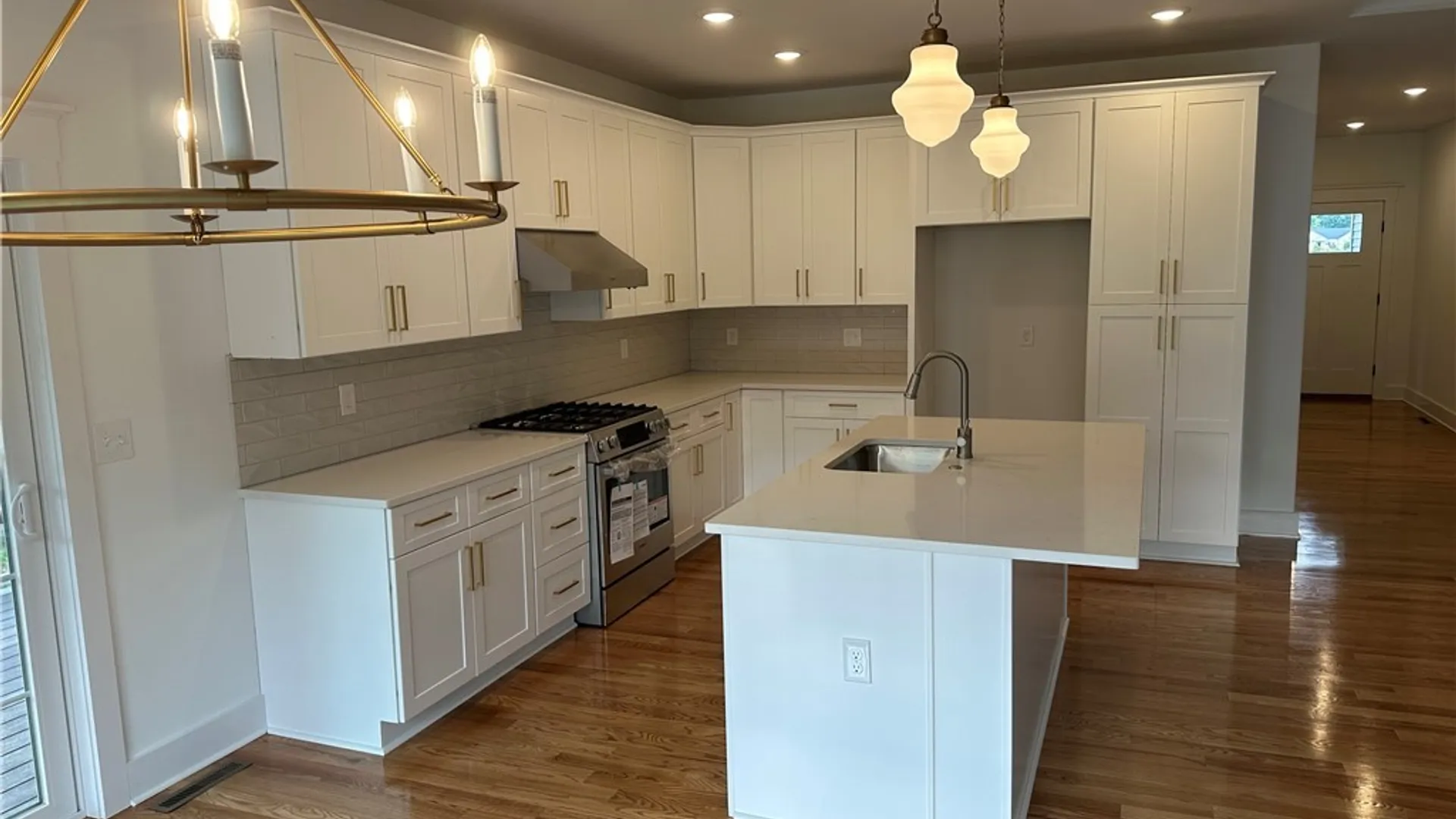 Property at 8530 Angus Path, Cicero, NY 13039 6