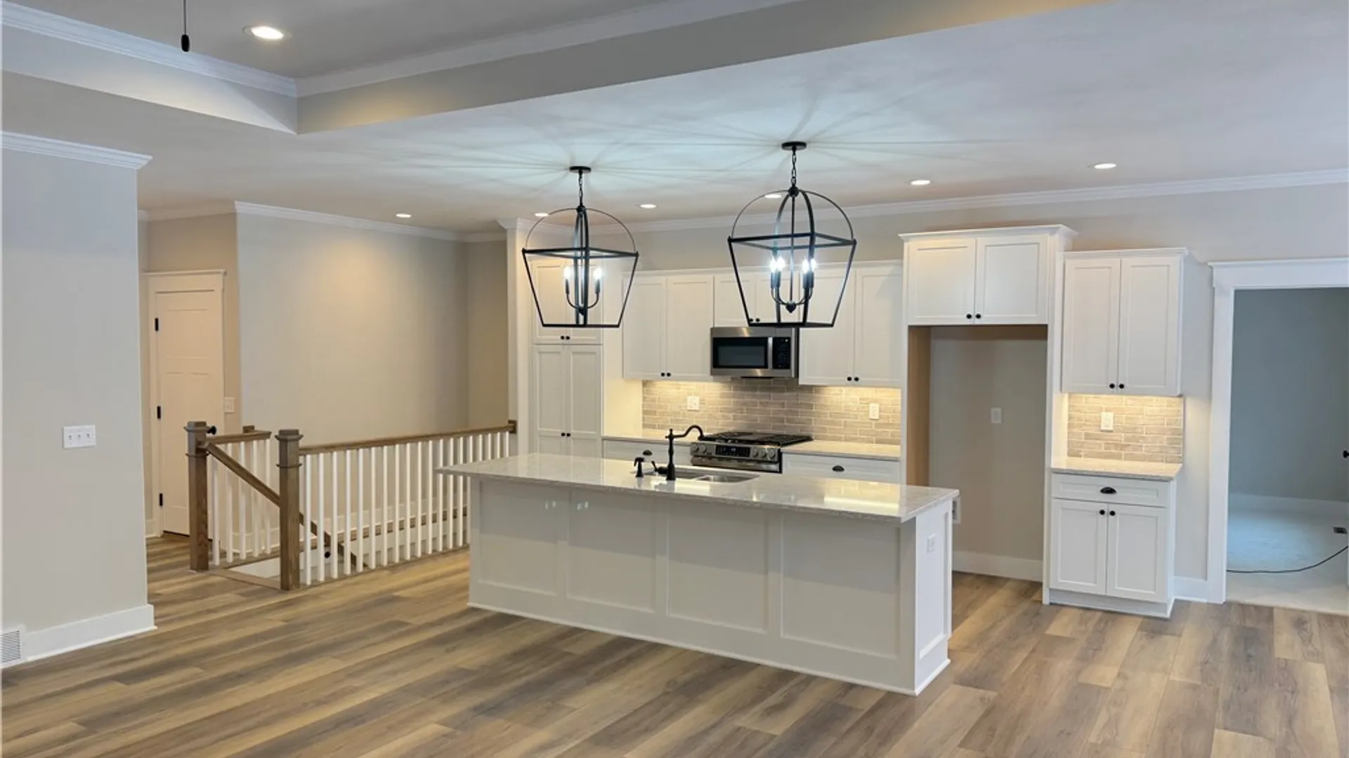 Property at 8541 Angus Path, Cicero, NY 13039 7