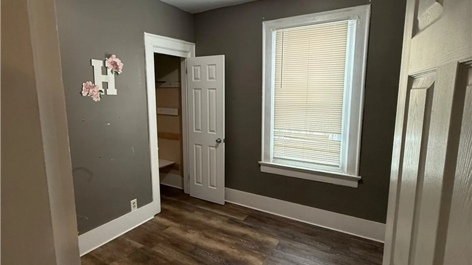 Property at 641 Woodlawn Avenue, Buffalo, NY 14211 12