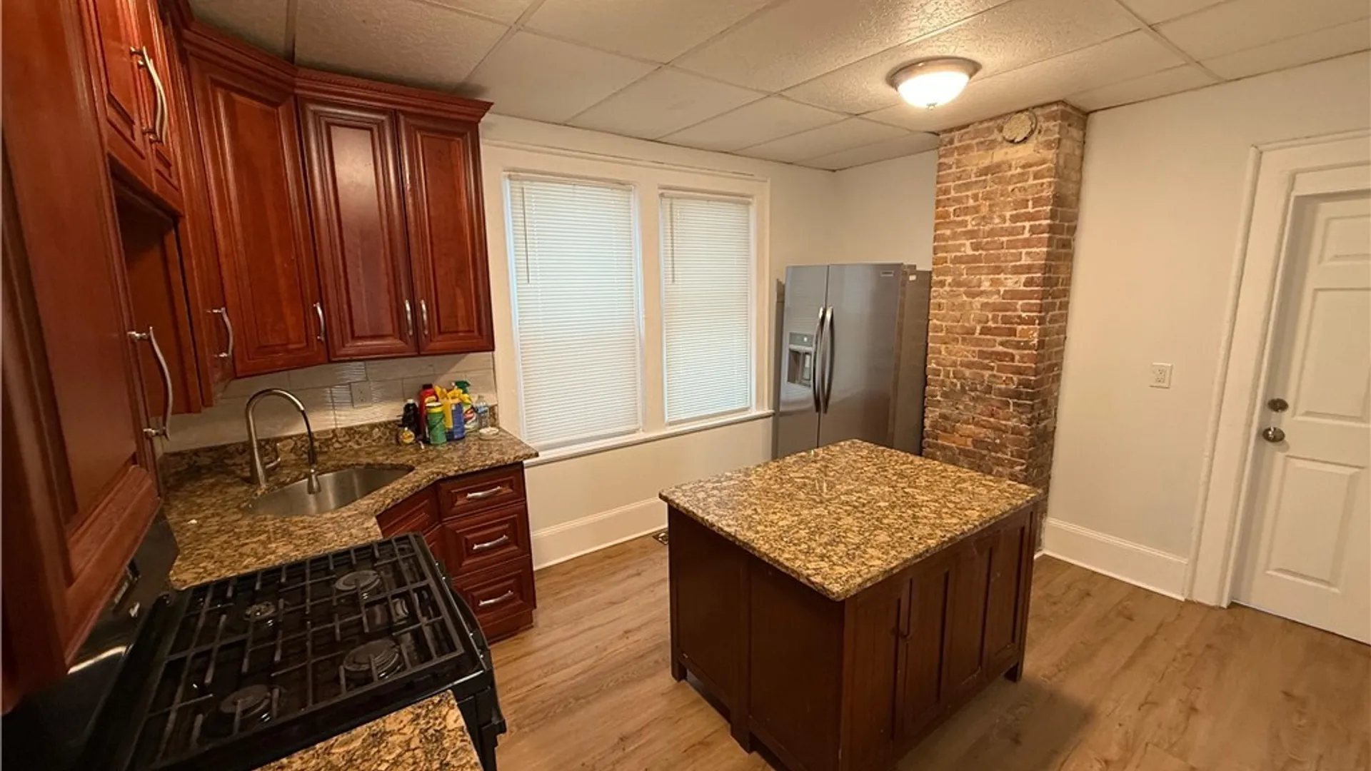 Property at 641 Woodlawn Avenue, Buffalo, NY 14211 29