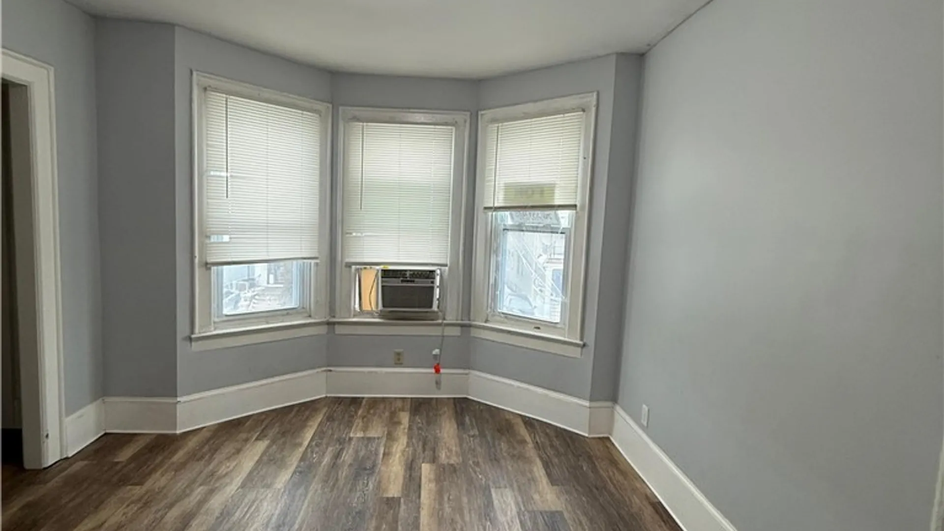 Property at 641 Woodlawn Avenue, Buffalo, NY 14211 30
