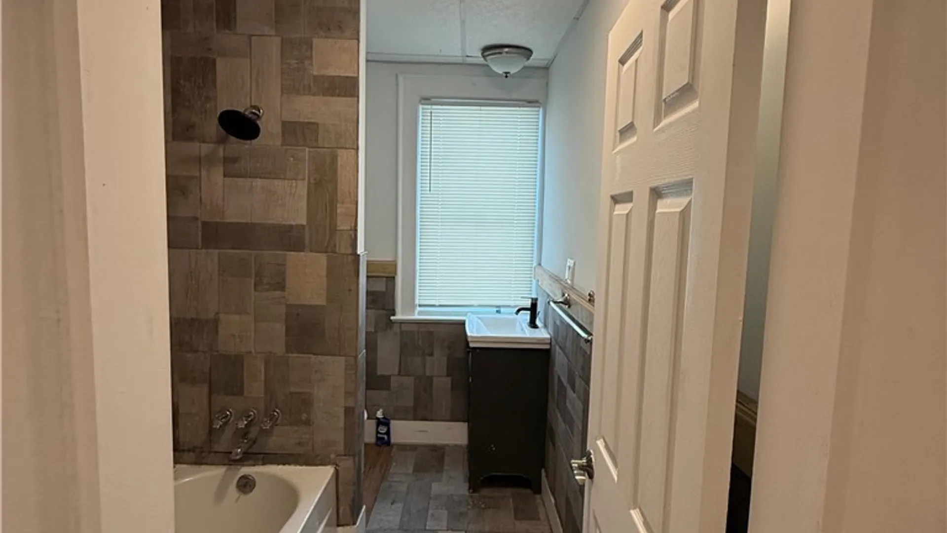 Property at 641 Woodlawn Avenue, Buffalo, NY 14211 31