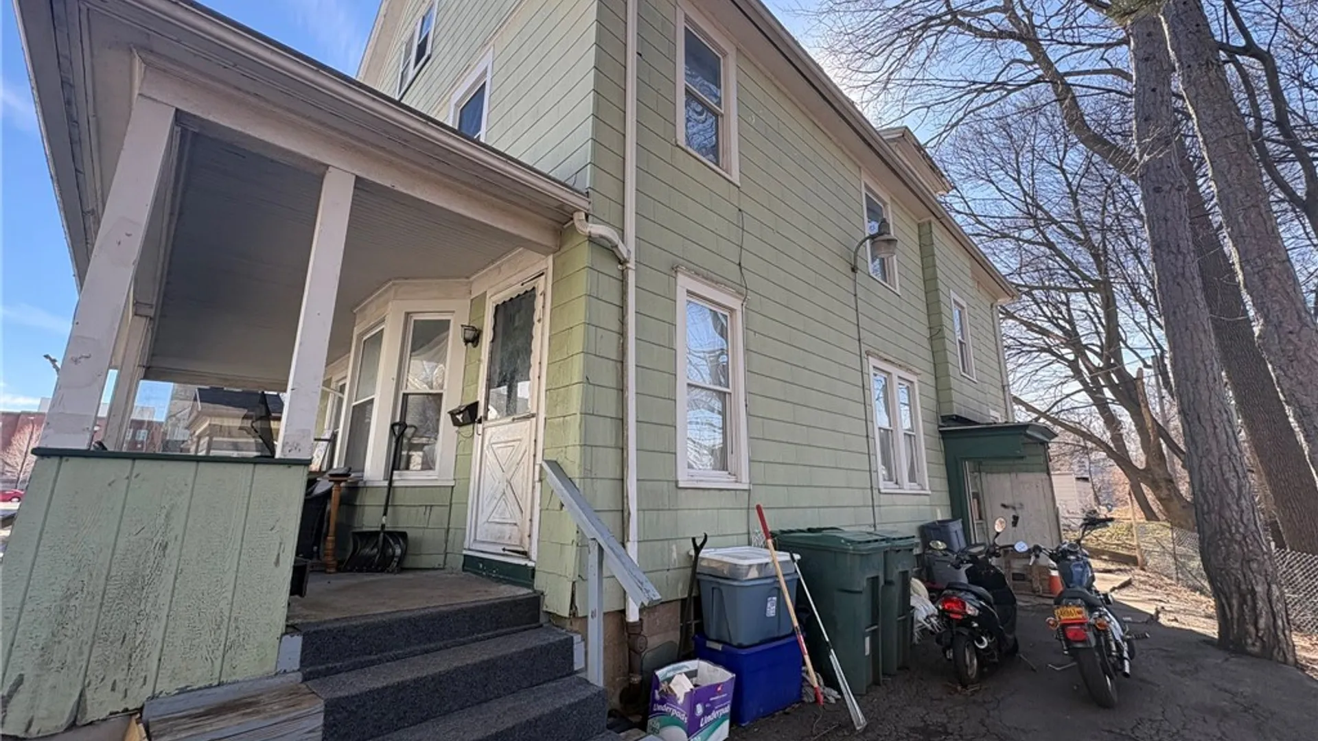Property at 7 Riverbank Place, Rochester, NY 14621 3