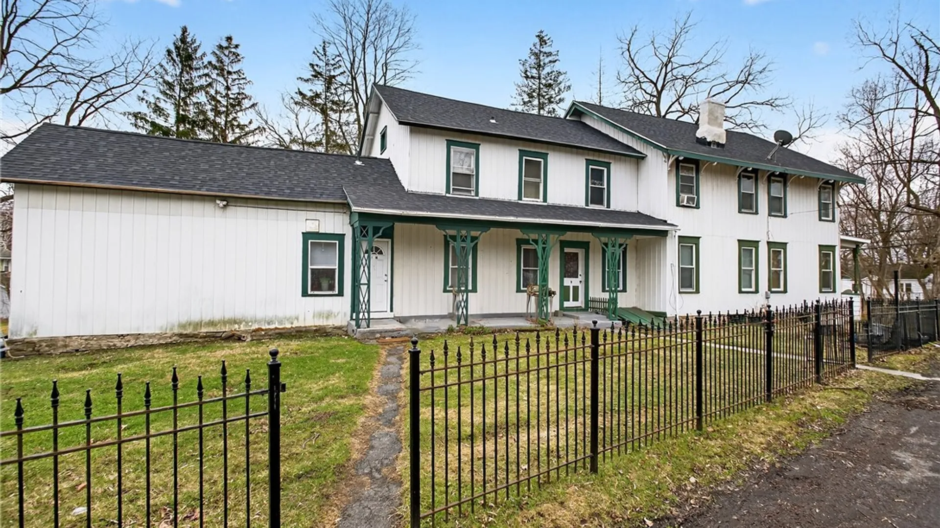 Property at 612 West Seneca Turnpike Avenue, Syracuse, NY 13207 37