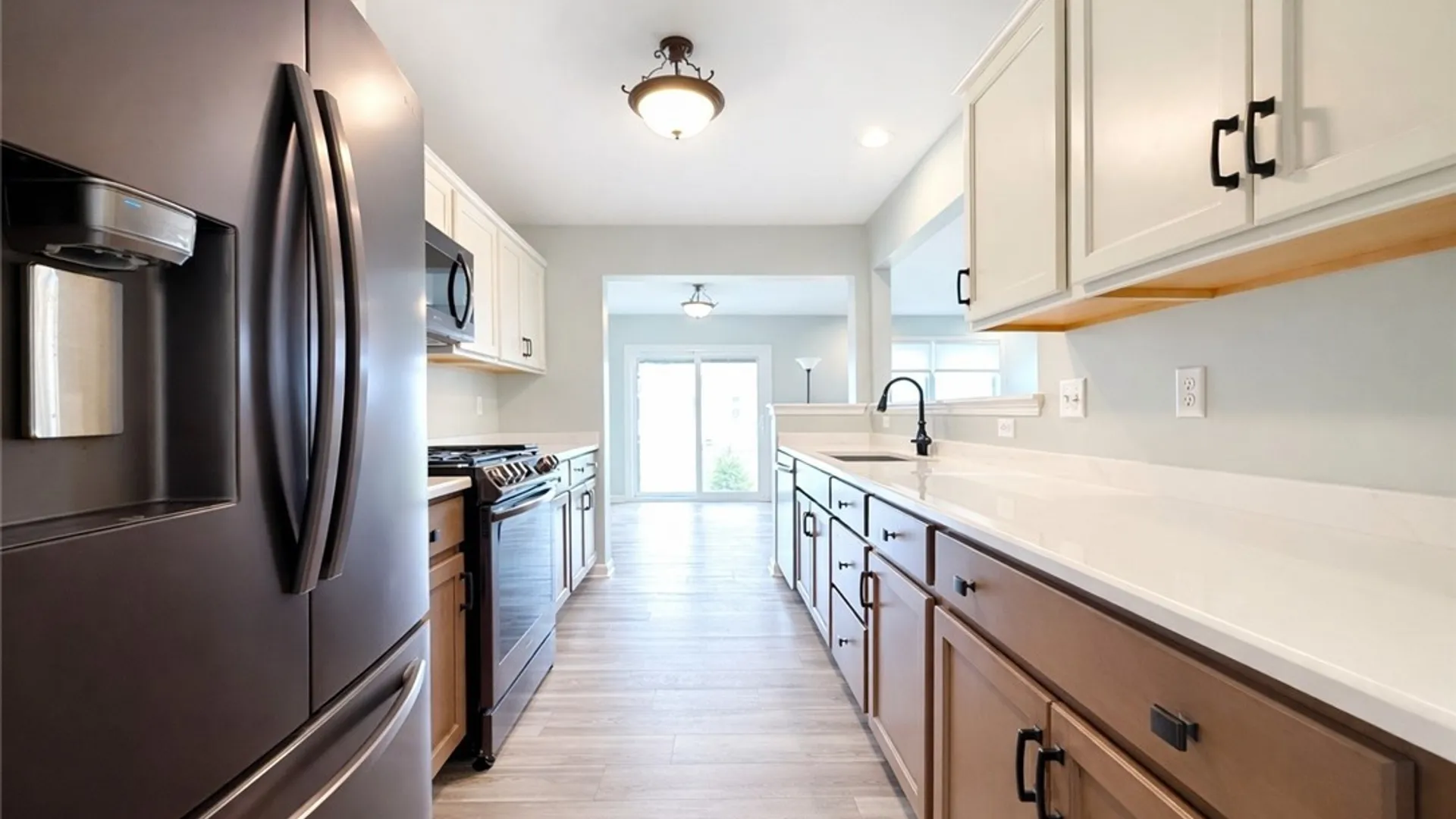 Property at 902 Carriage Lane, West Seneca, NY 14224 10