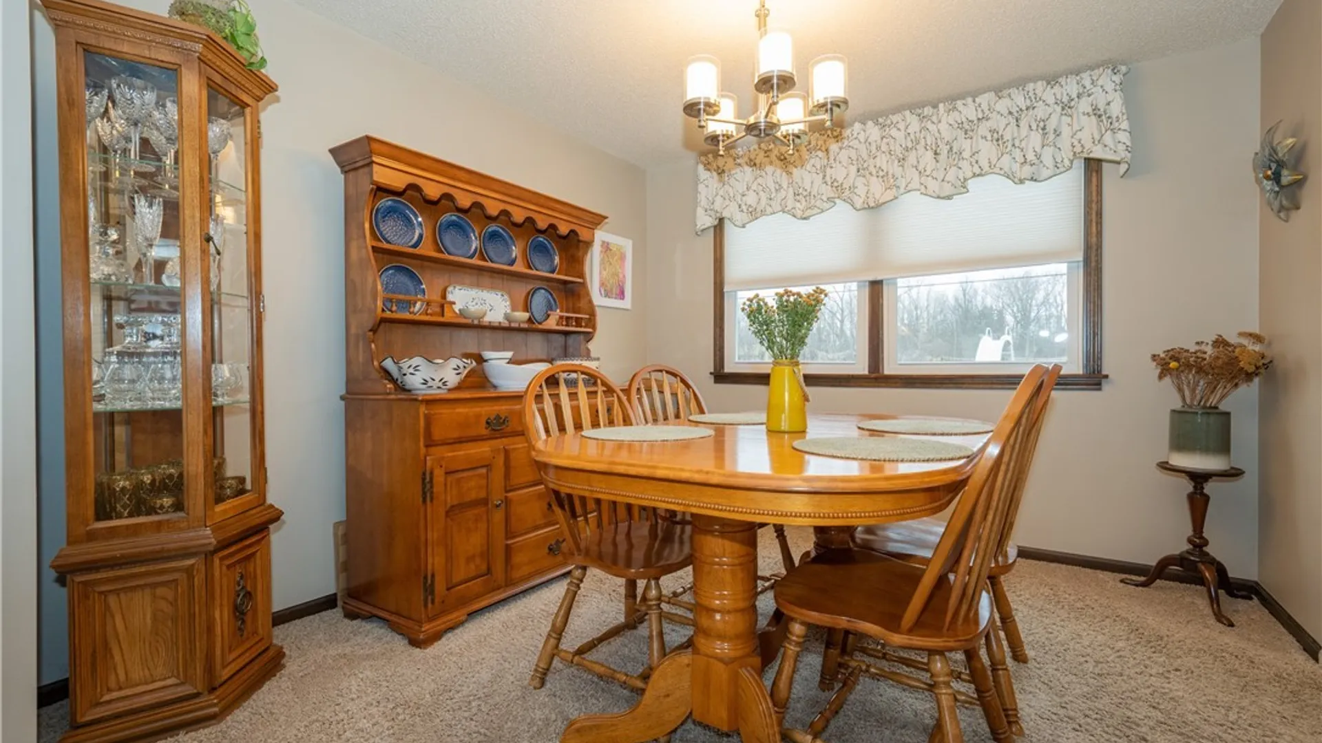 Property at 188 Paradise Lane, Tonawanda, NY 14150 11