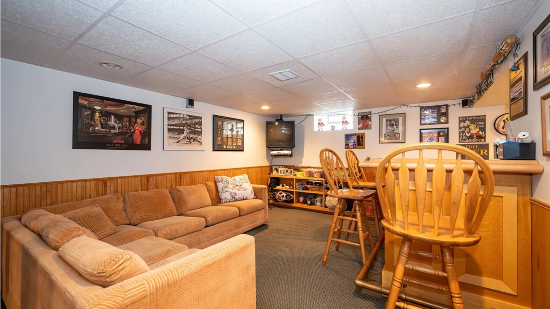 Property at 188 Paradise Lane, Tonawanda, NY 14150 36