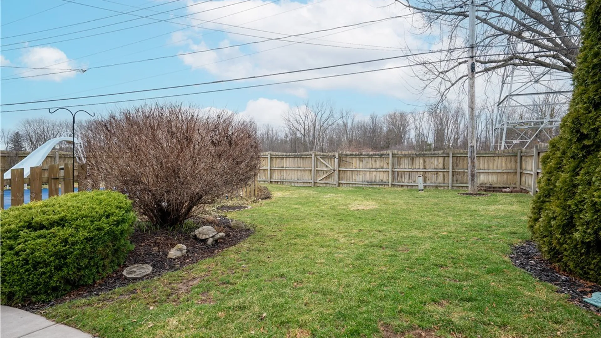 Property at 188 Paradise Lane, Tonawanda, NY 14150 47