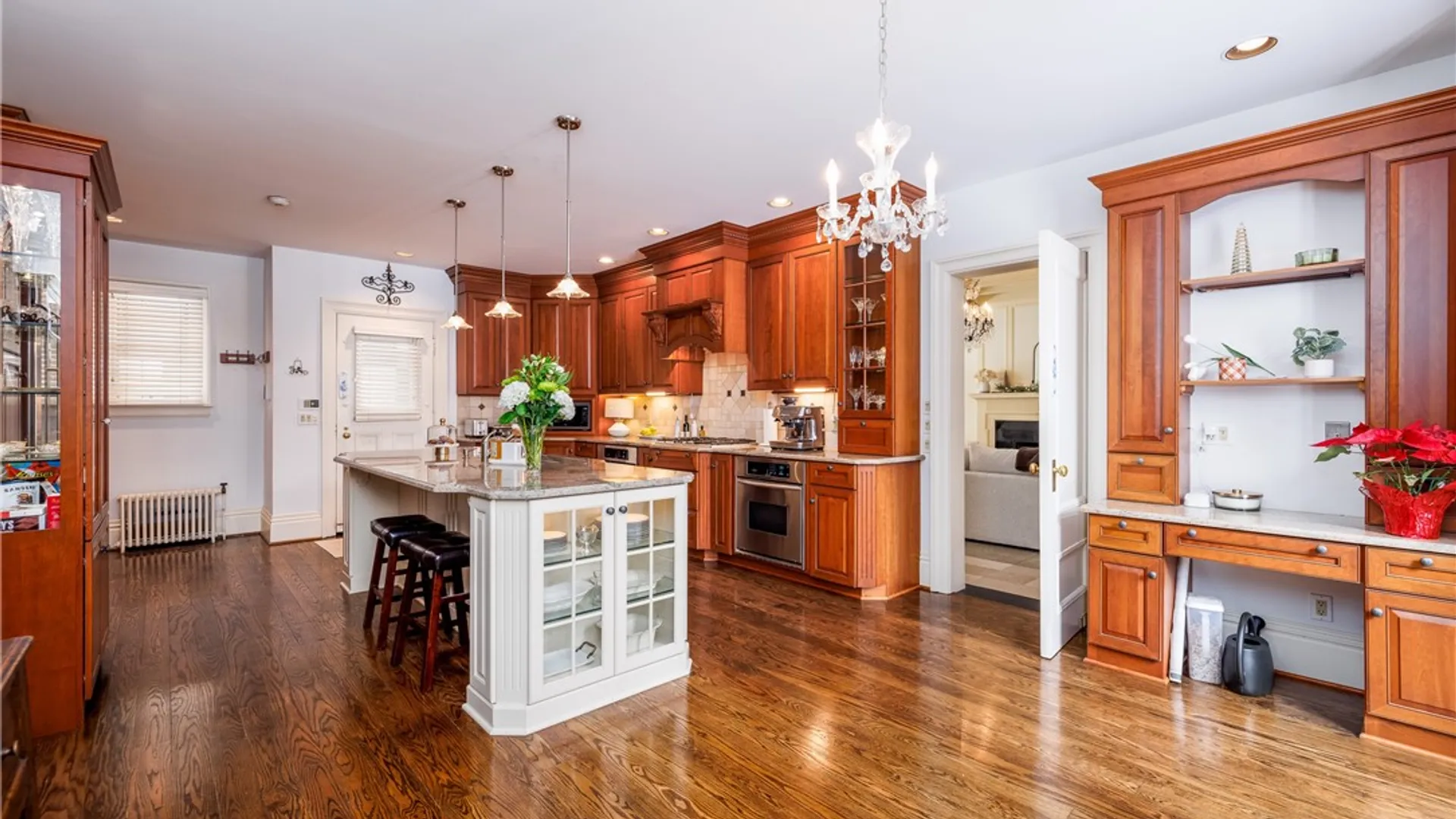 Property at 901 East Avenue, Rochester, NY 14607 6