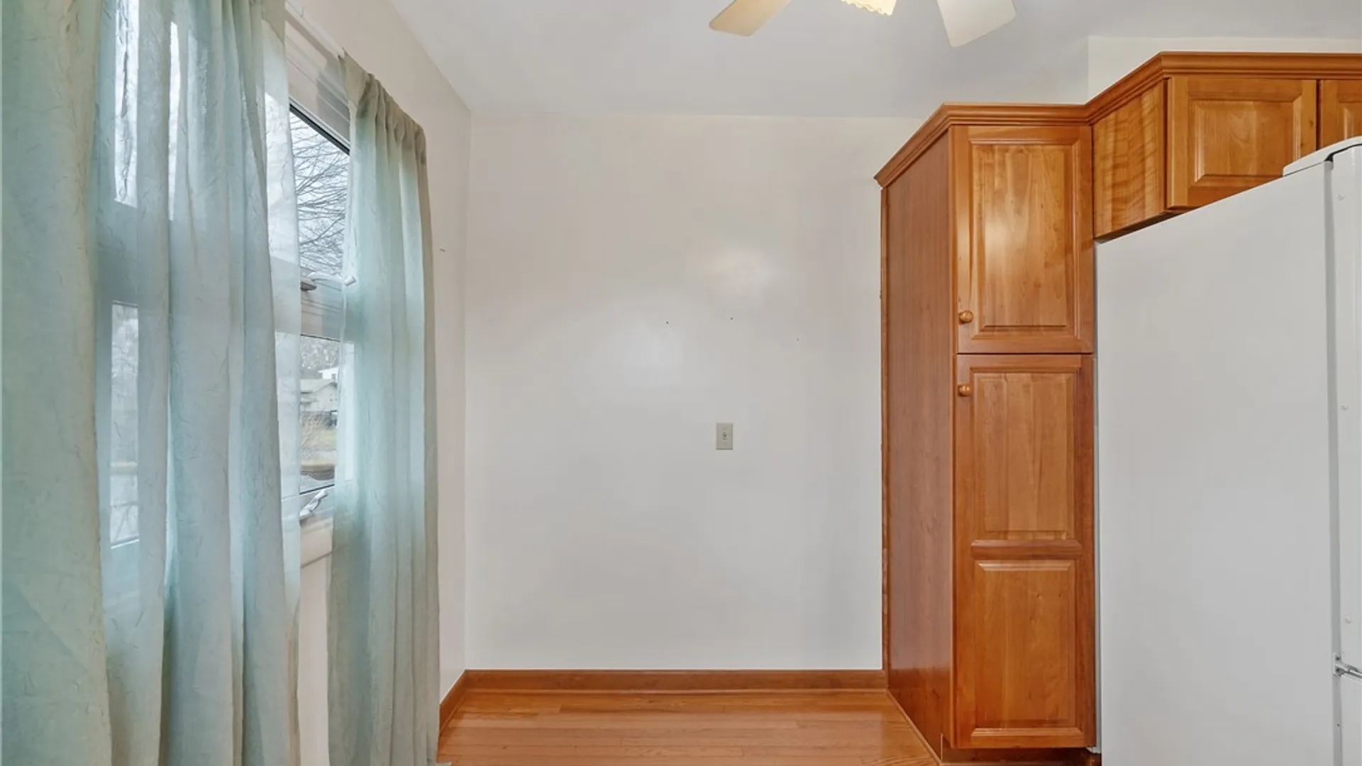 Property at 123 Forrest Way, Camillus, NY 13031 16