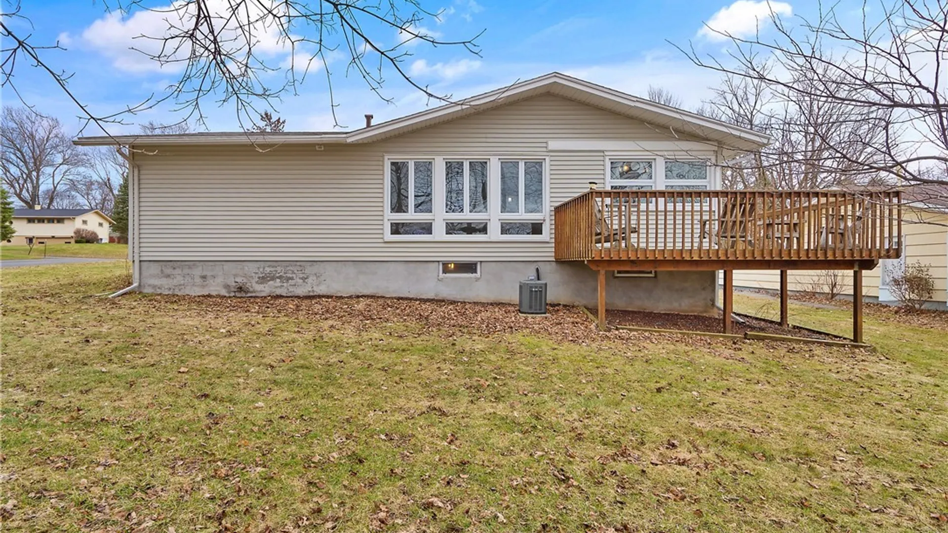 Property at 123 Forrest Way, Camillus, NY 13031 25