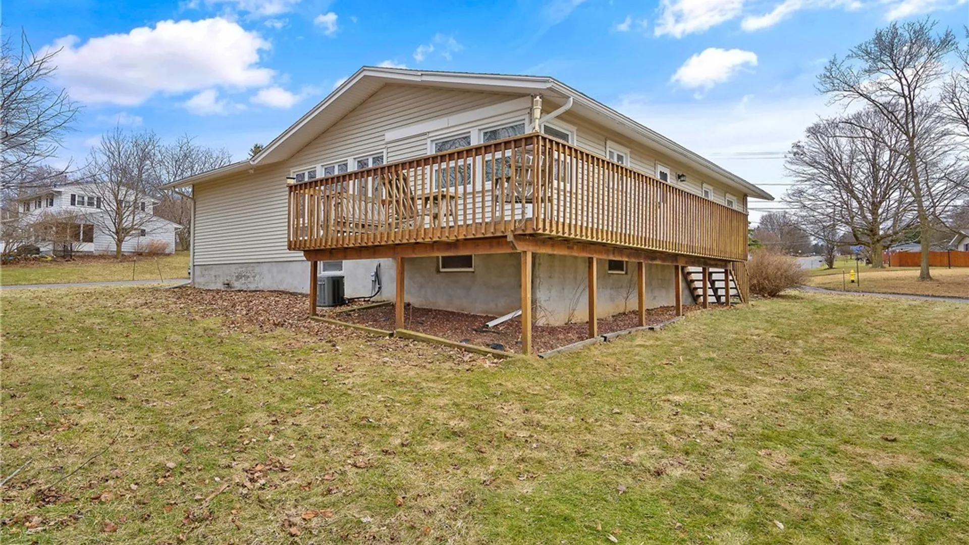 Property at 123 Forrest Way, Camillus, NY 13031 26