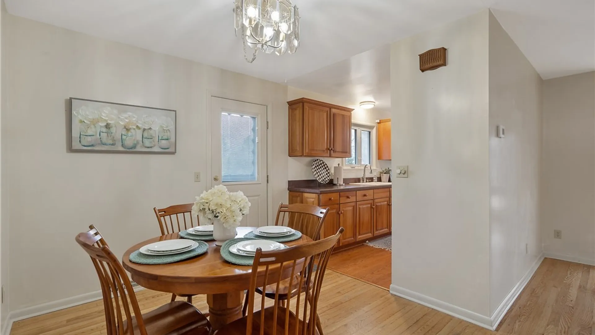 Property at 123 Forrest Way, Camillus, NY 13031 8