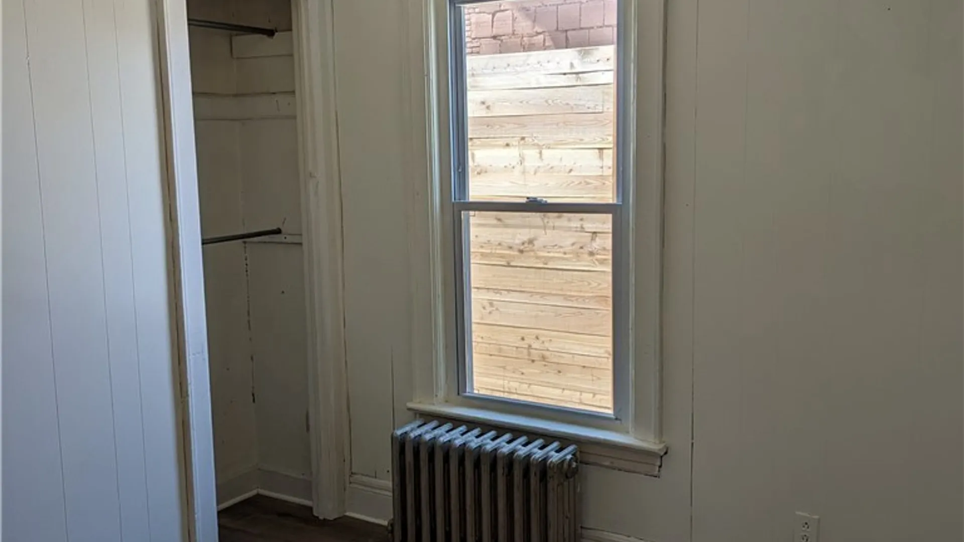Property at 32 Gladstone Street, Buffalo, NY 14207 4
