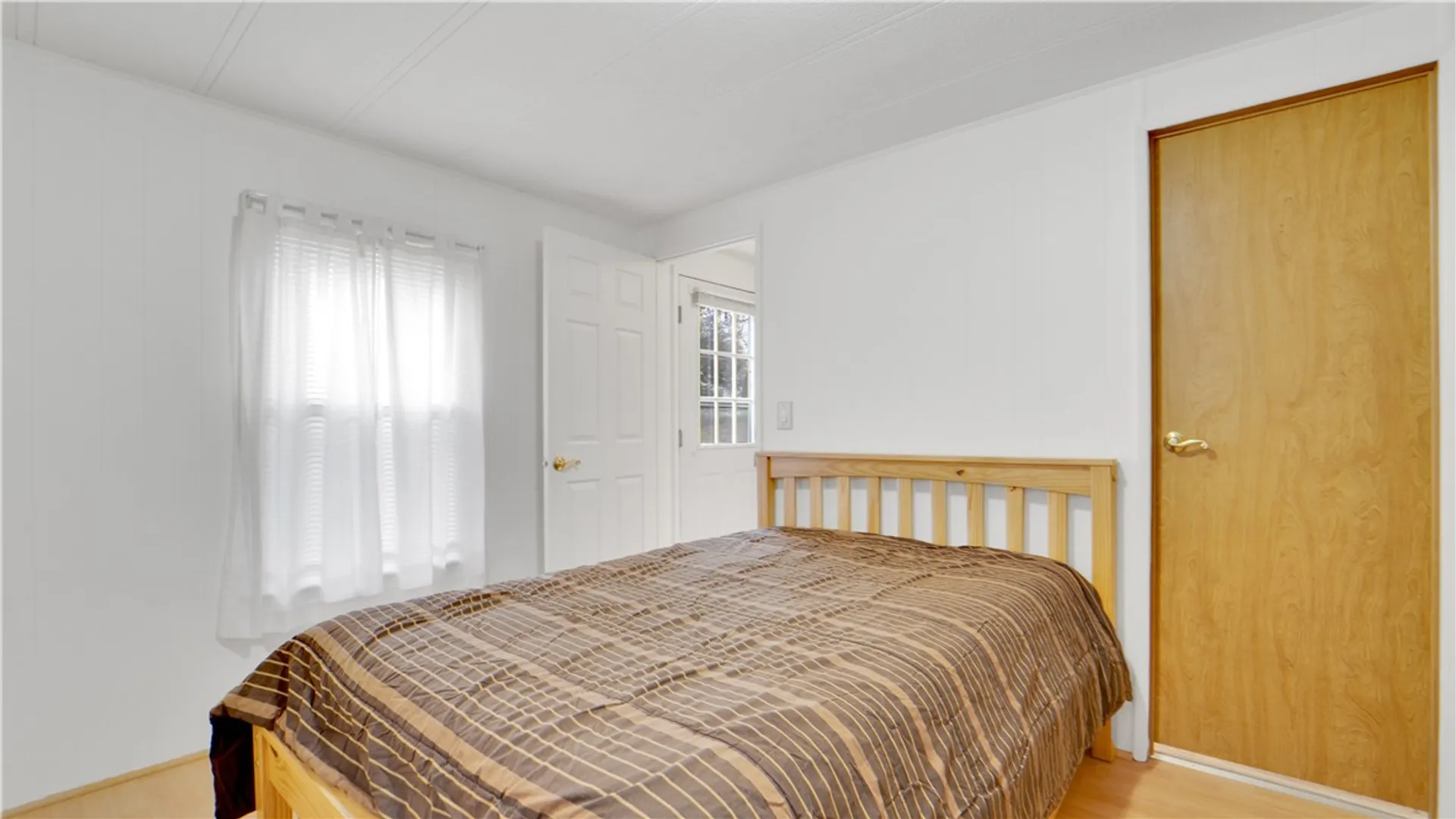 Property at 36 Wayside Drive, Penfield, NY 14625 10