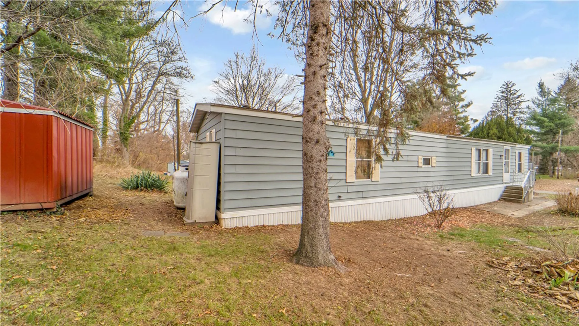 Property at 36 Wayside Drive, Penfield, NY 14625 18