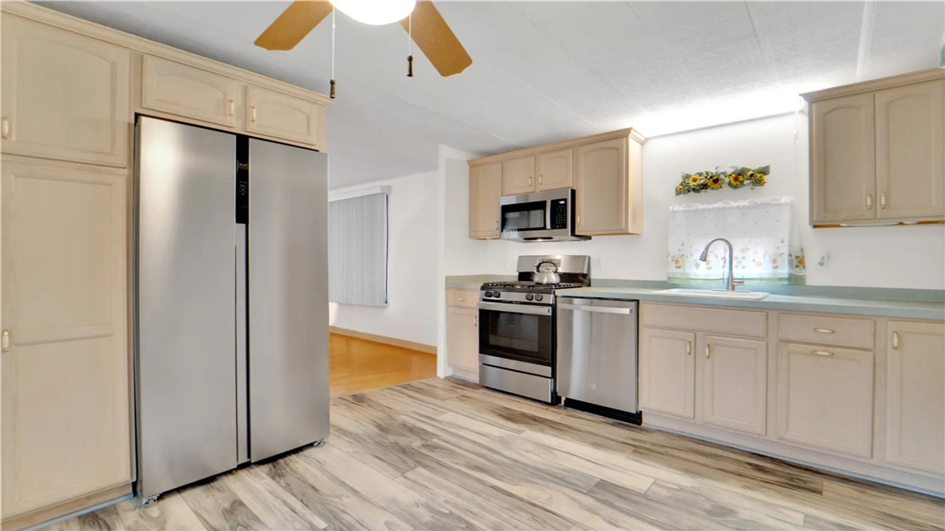 Property at 36 Wayside Drive, Penfield, NY 14625 7