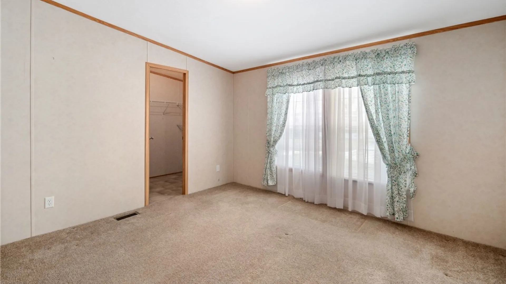 Property at 105 Pewter Lane, Cobleskill, NY 12043 28